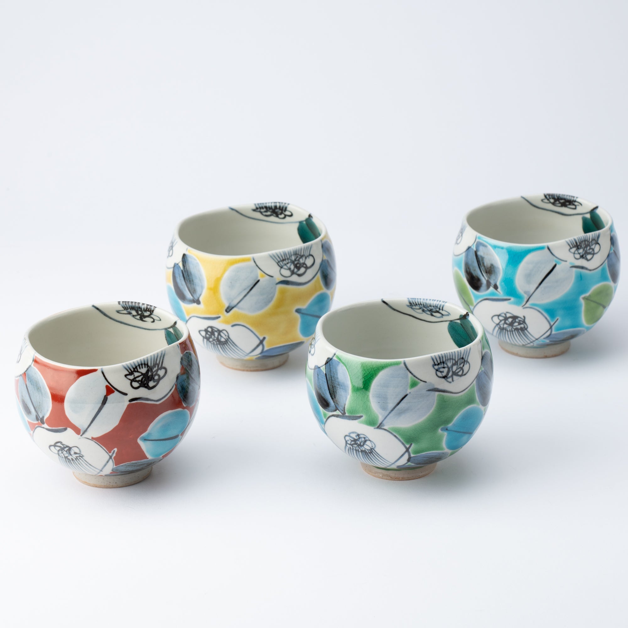 Kokuzou Kiln Camellia Kutani Yunomi Japanese Teacup - MUSUBI KILN - Quality Japanese Tableware and Gift