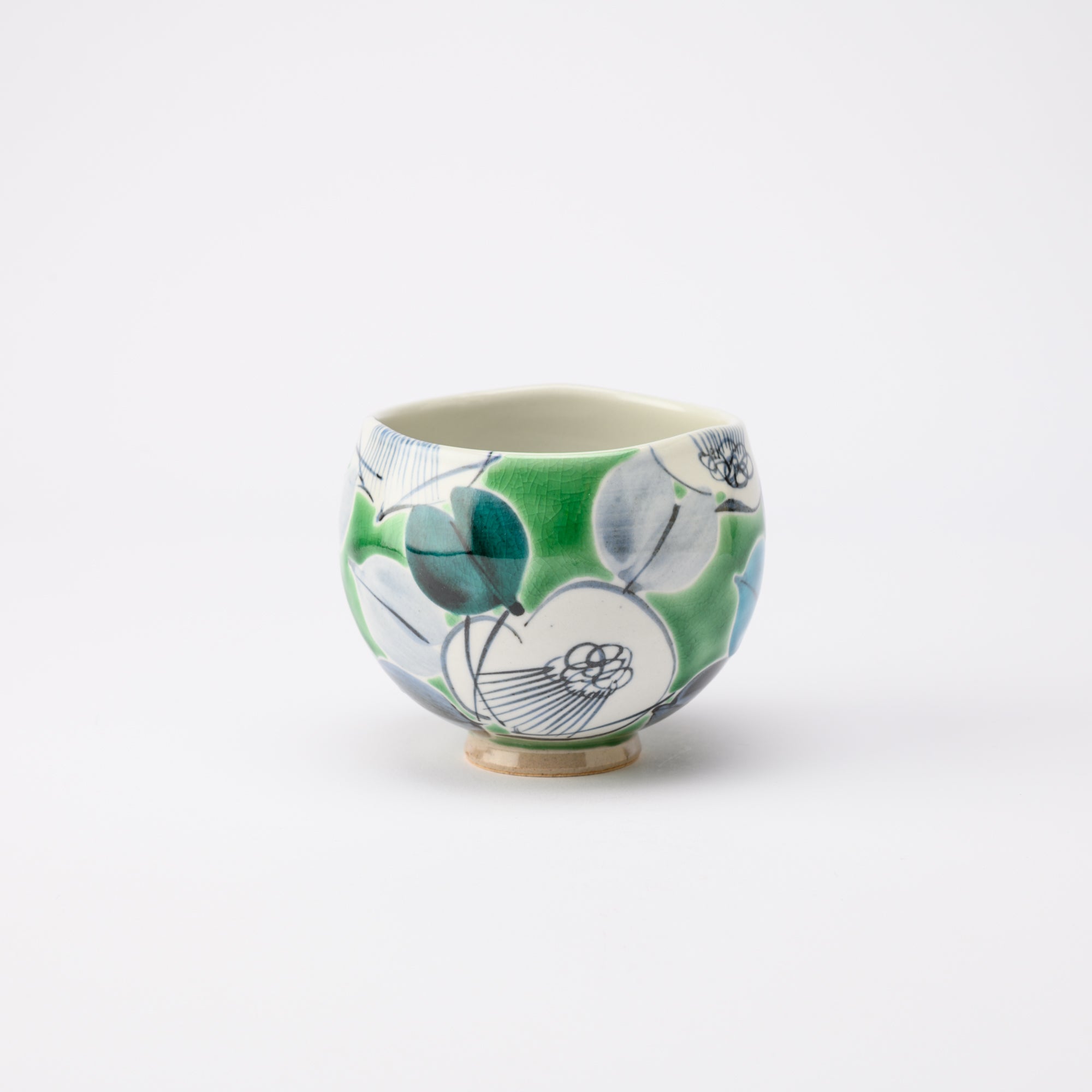 Kokuzou Kiln Camellia Kutani Yunomi Japanese Teacup - MUSUBI KILN - Quality Japanese Tableware and Gift