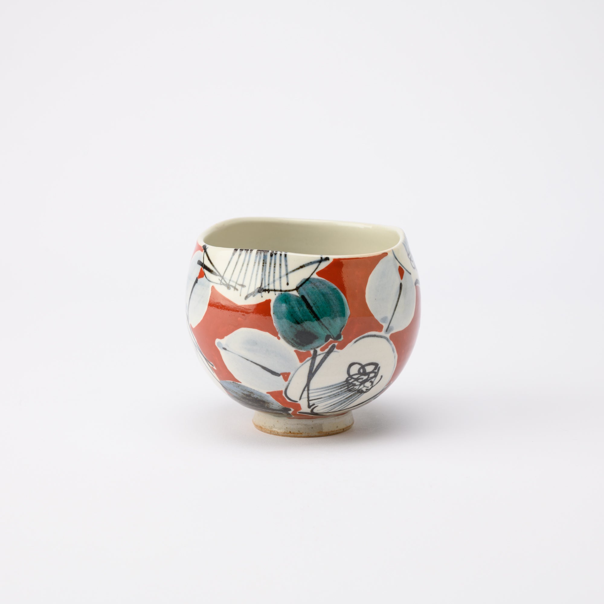 Kokuzou Kiln Camellia Kutani Yunomi Japanese Teacup - MUSUBI KILN - Quality Japanese Tableware and Gift