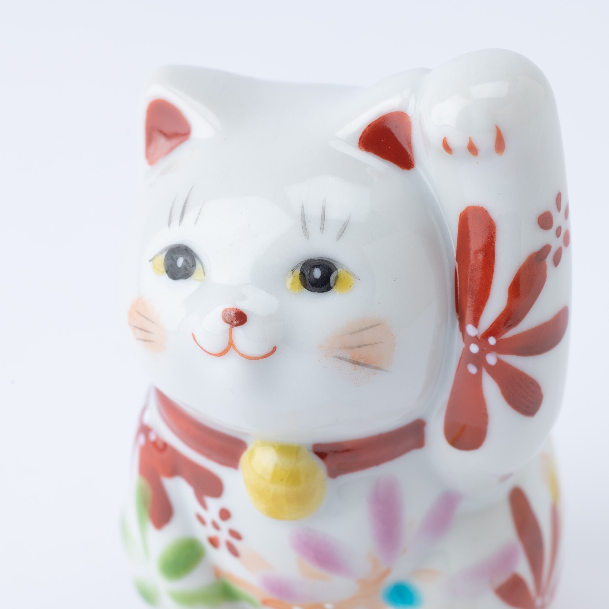 Kokuzou Kiln Flower Party Kutani Lucky Cat - Red - MUSUBI KILN - Quality Japanese Tableware and Gift