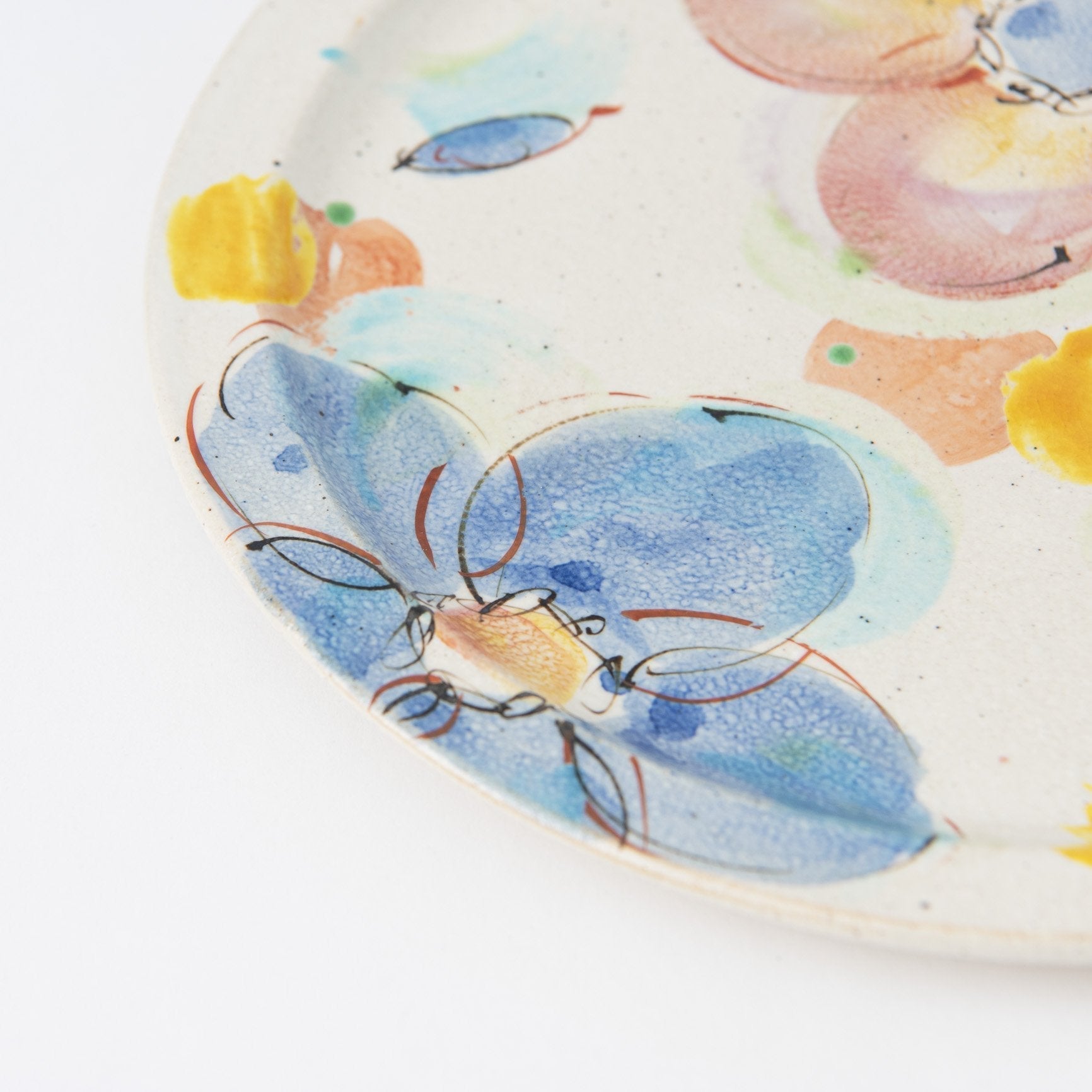 Kokuzou Kiln Flowers in The Wind Kutani Round Plate 9.8in - MUSUBI KILN - Quality Japanese Tableware and Gift