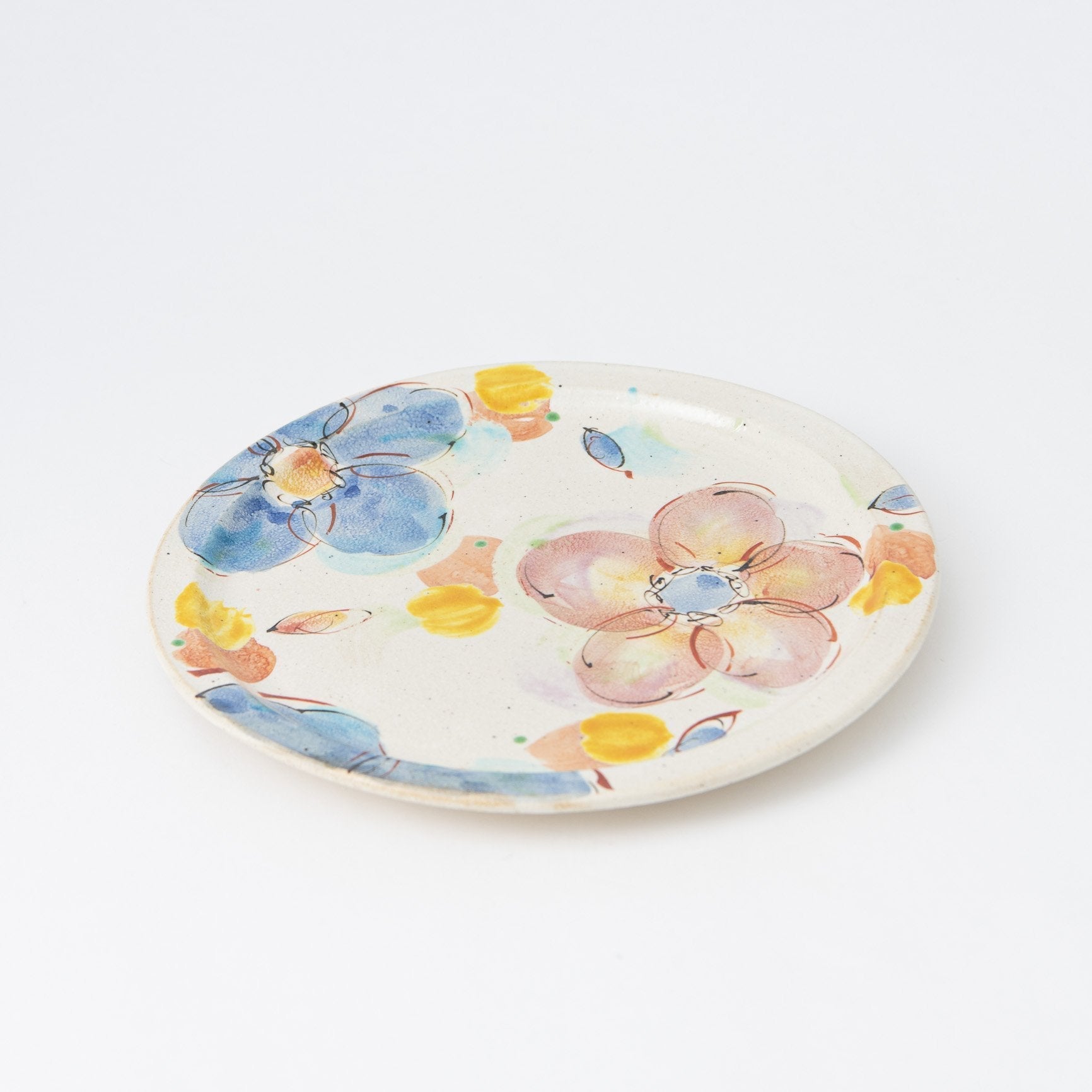 Kokuzou Kiln Flowers in The Wind Kutani Round Plate 9.8in - MUSUBI KILN - Quality Japanese Tableware and Gift