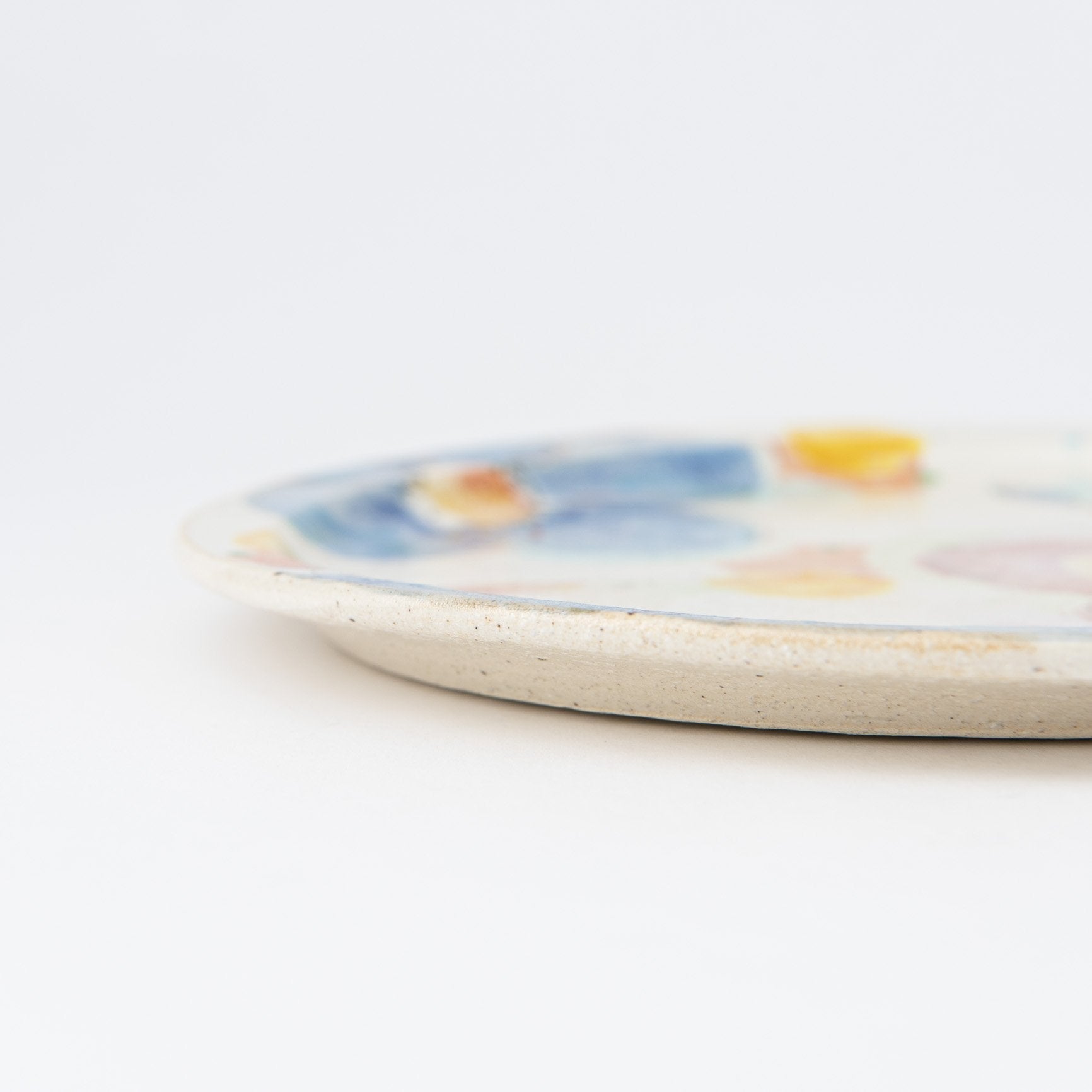 Kokuzou Kiln Flowers in The Wind Kutani Round Plate 9.8in - MUSUBI KILN - Quality Japanese Tableware and Gift