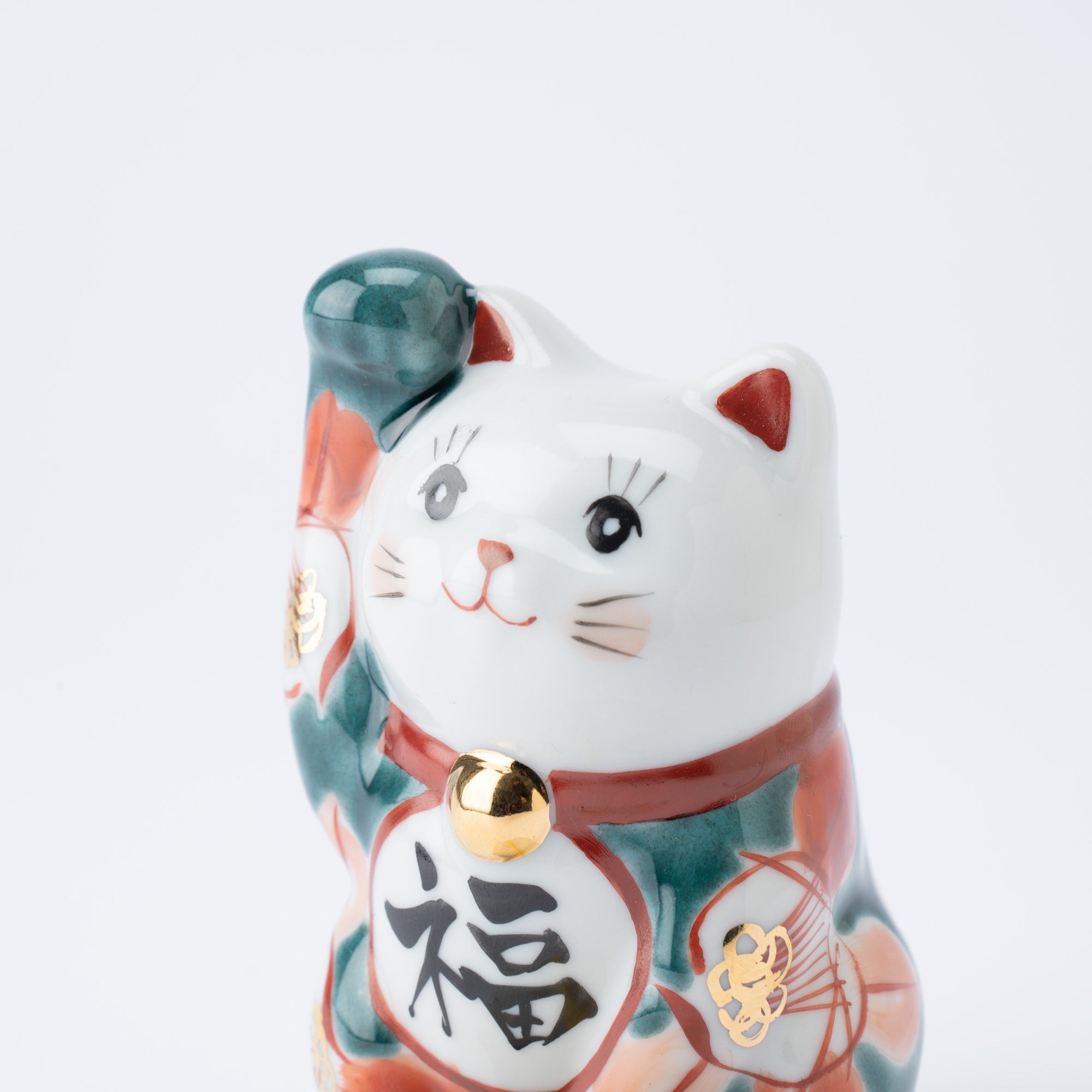 Kokuzou Kiln Glaze Camellia Kutani Lucky Cat - MUSUBI KILN - Quality Japanese Tableware and Gift