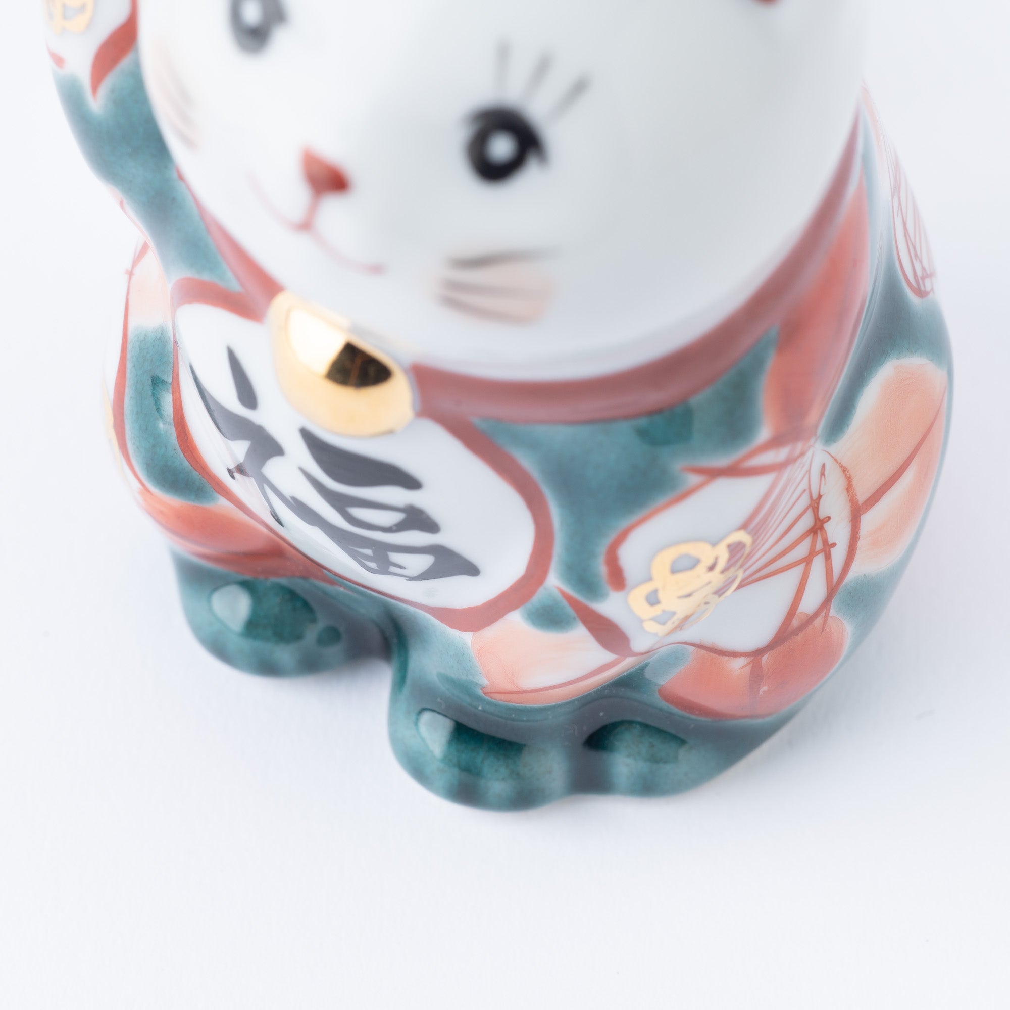 Kokuzou Kiln Glaze Camellia Kutani Lucky Cat - MUSUBI KILN - Quality Japanese Tableware and Gift