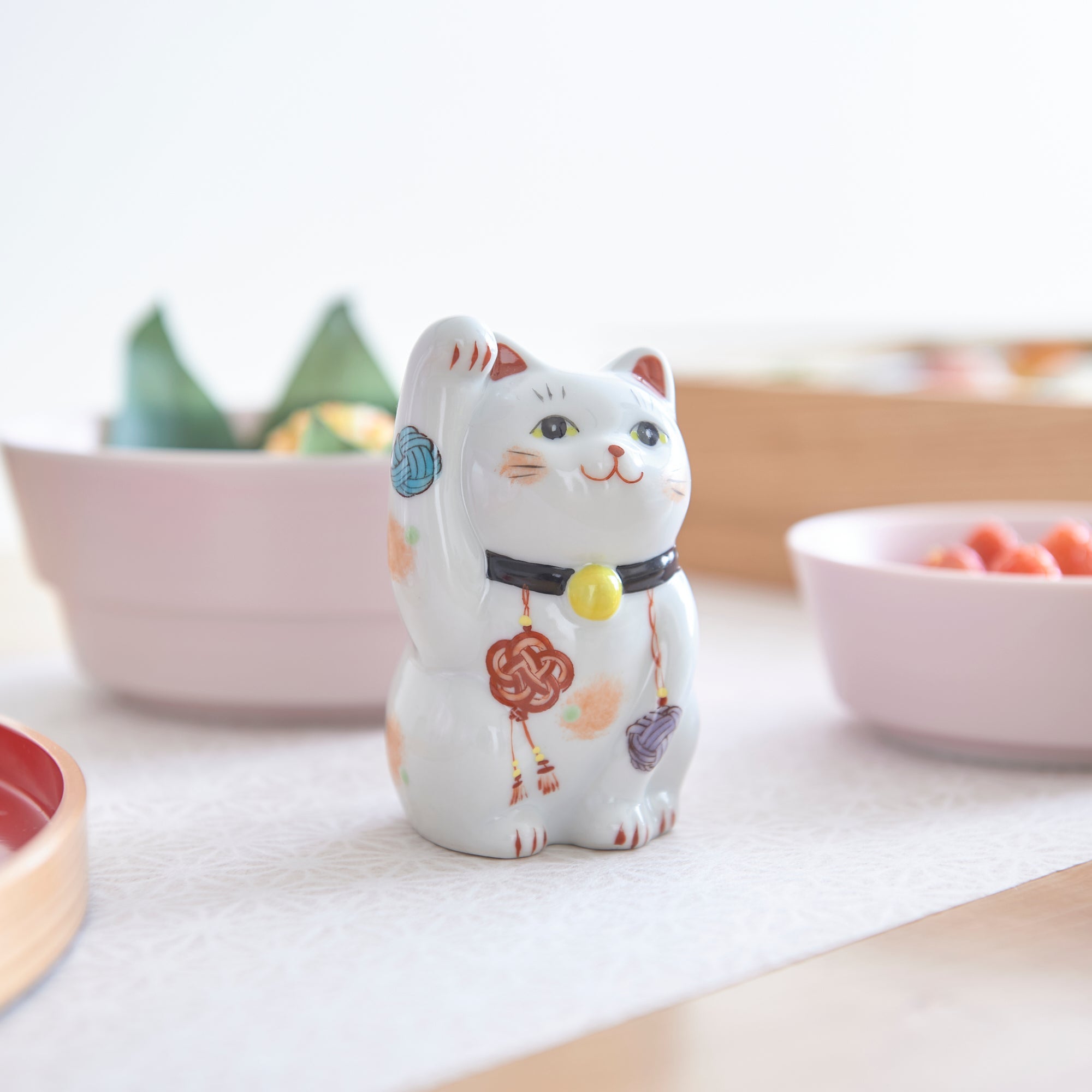 Kokuzou Kiln Mizuhiki Kutani Lucky Cat - Black - MUSUBI KILN - Quality Japanese Tableware and Gift