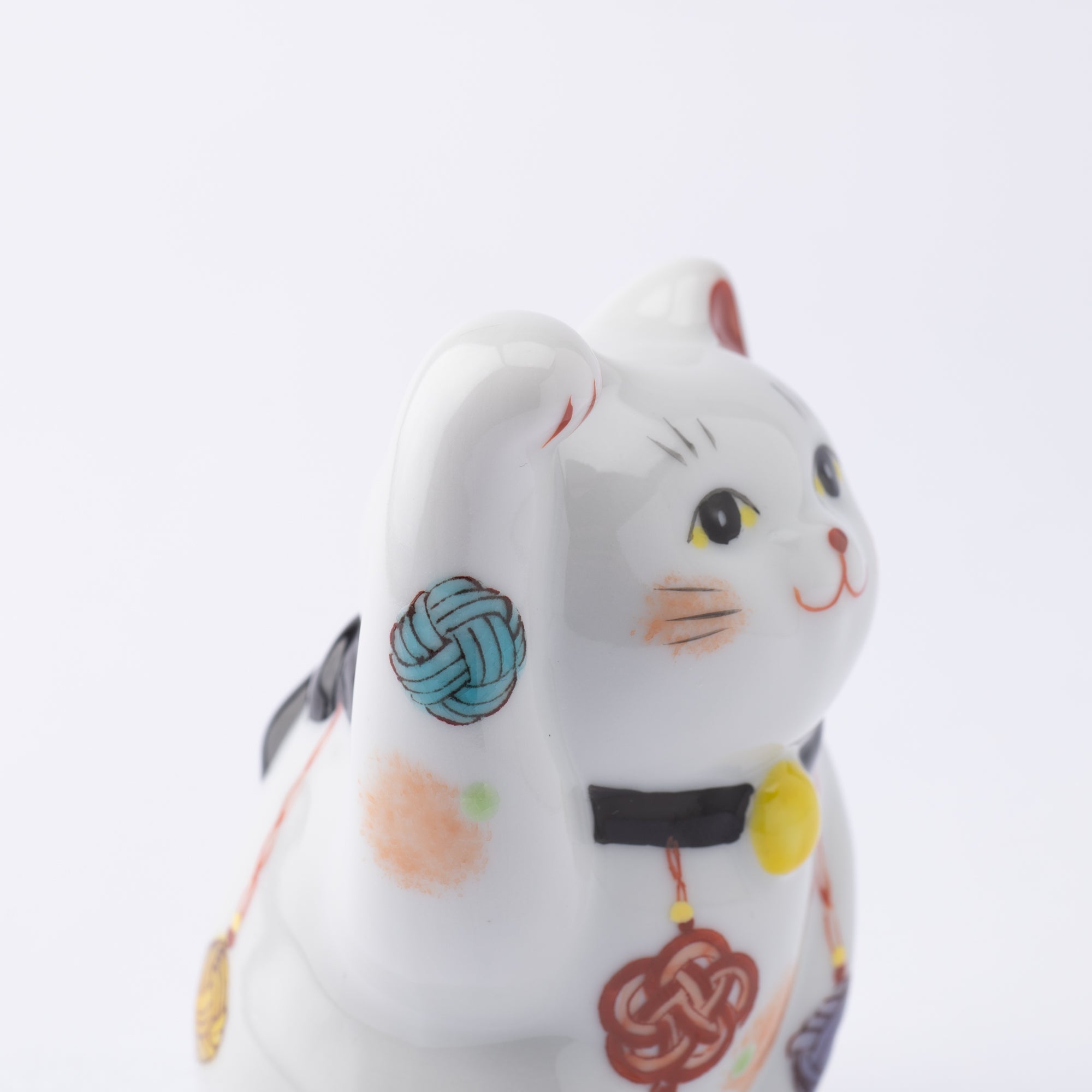 Kokuzou Kiln Mizuhiki Kutani Lucky Cat - Black - MUSUBI KILN - Quality Japanese Tableware and Gift