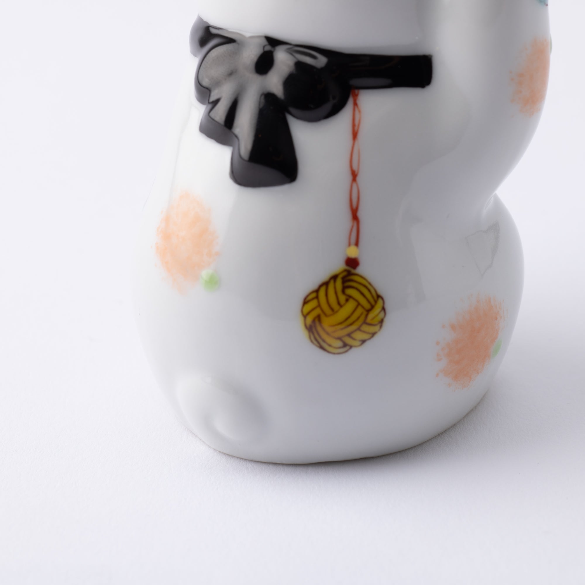 Kokuzou Kiln Mizuhiki Kutani Lucky Cat - Black - MUSUBI KILN - Quality Japanese Tableware and Gift