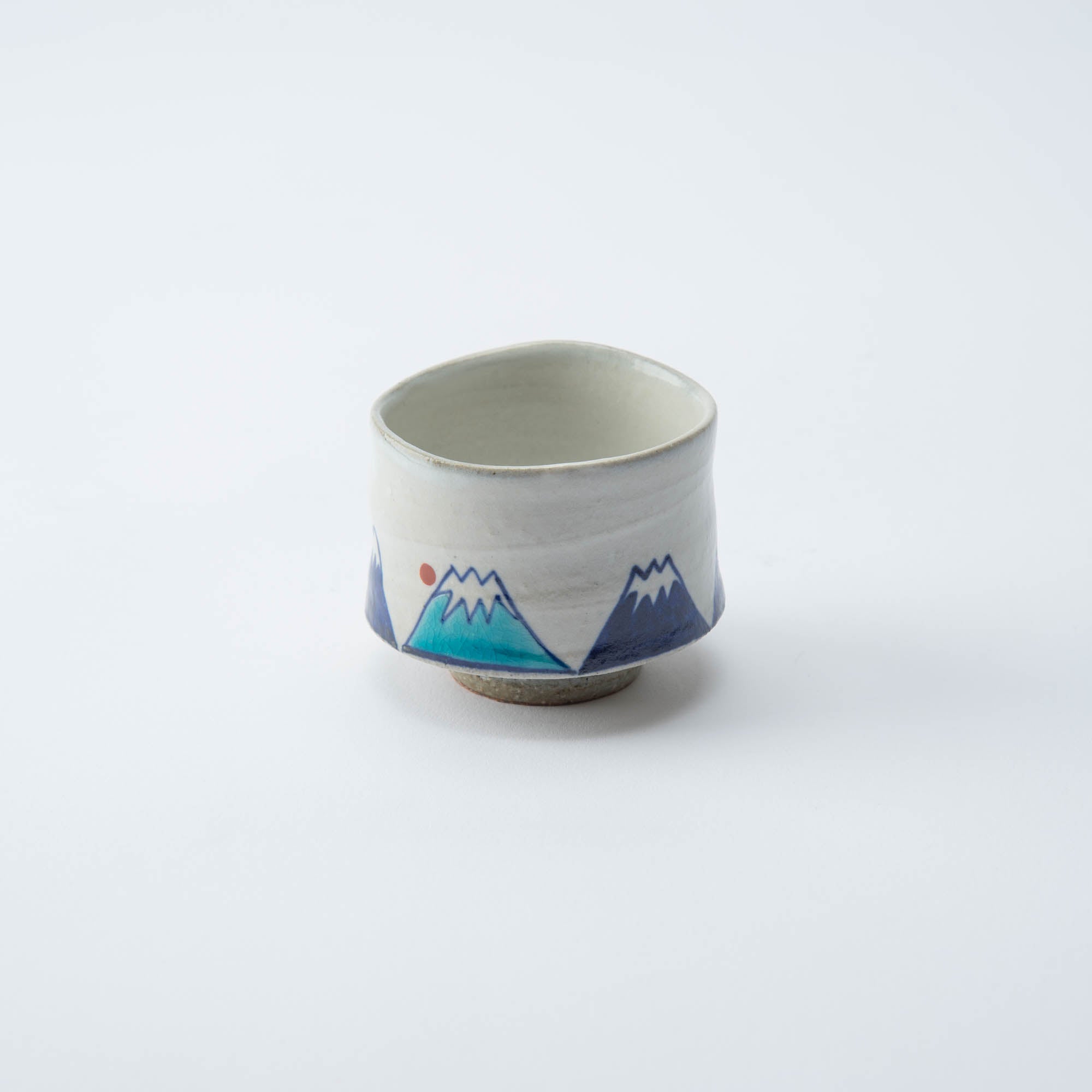 Kokuzou Kiln Mt Fuji Kutani Guinomi Sake Cup - MUSUBI KILN - Quality Japanese Tableware and Gift