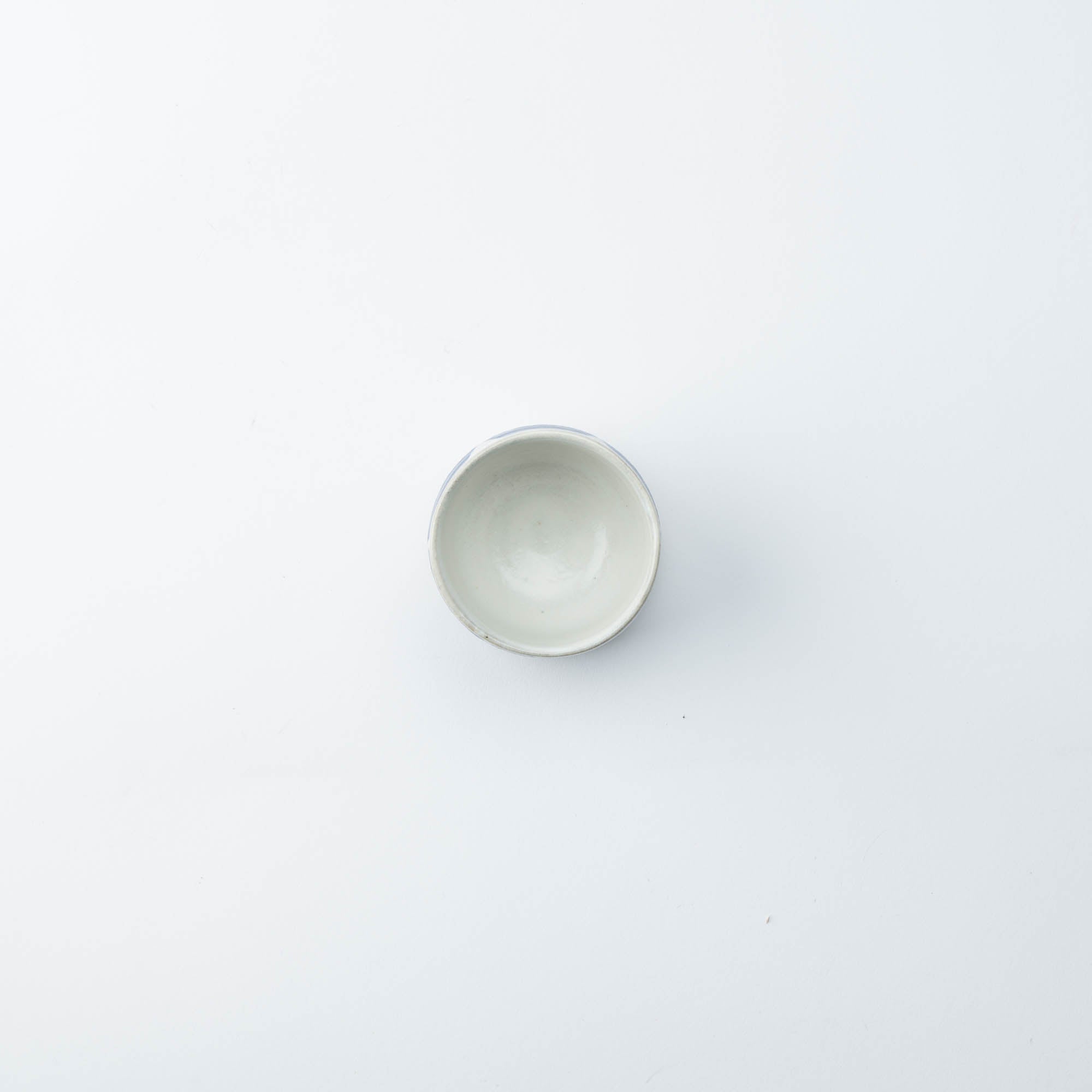 Kokuzou Kiln Mt Fuji Kutani Guinomi Sake Cup - MUSUBI KILN - Quality Japanese Tableware and Gift