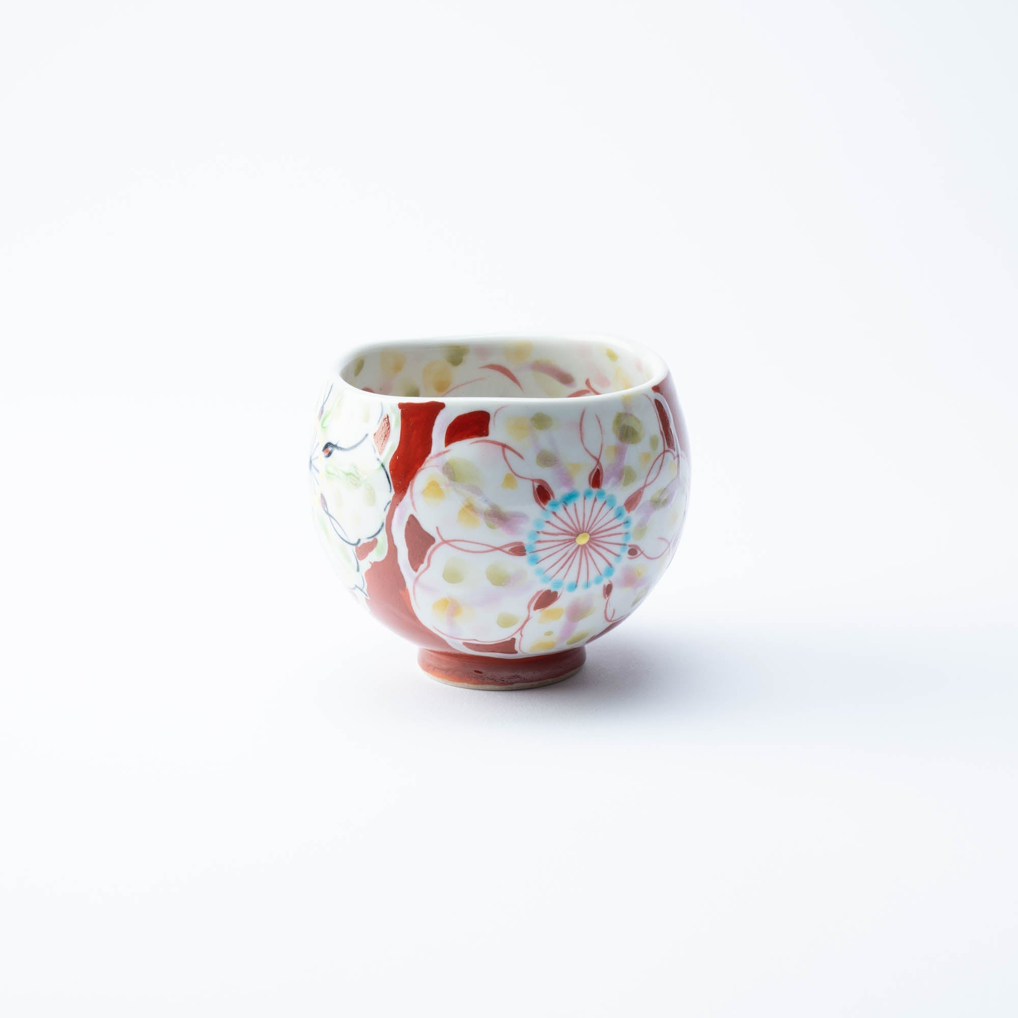 Kokuzou Kiln Polychrome Flowers Kutani Yunomi Japanese Teacup - MUSUBI KILN - Quality Japanese Tableware and Gift