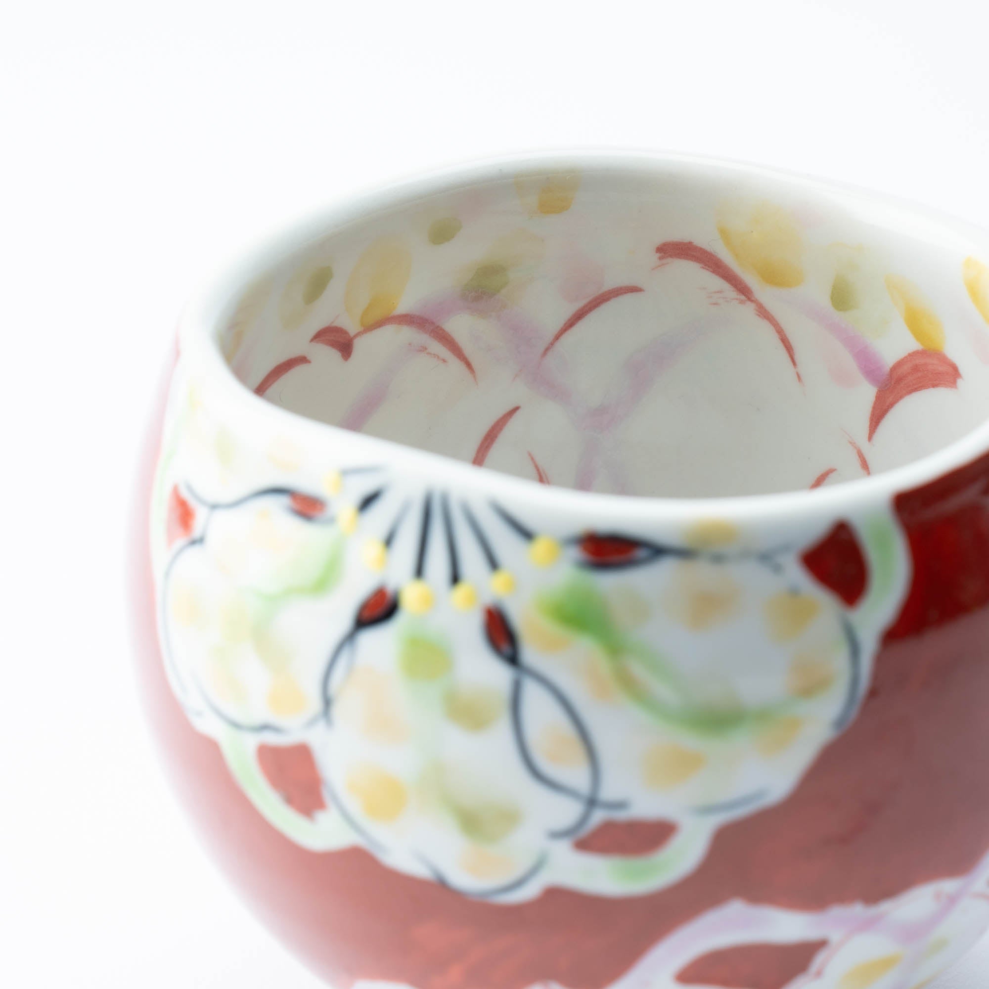 Kokuzou Kiln Polychrome Flowers Kutani Yunomi Japanese Teacup - MUSUBI KILN - Quality Japanese Tableware and Gift