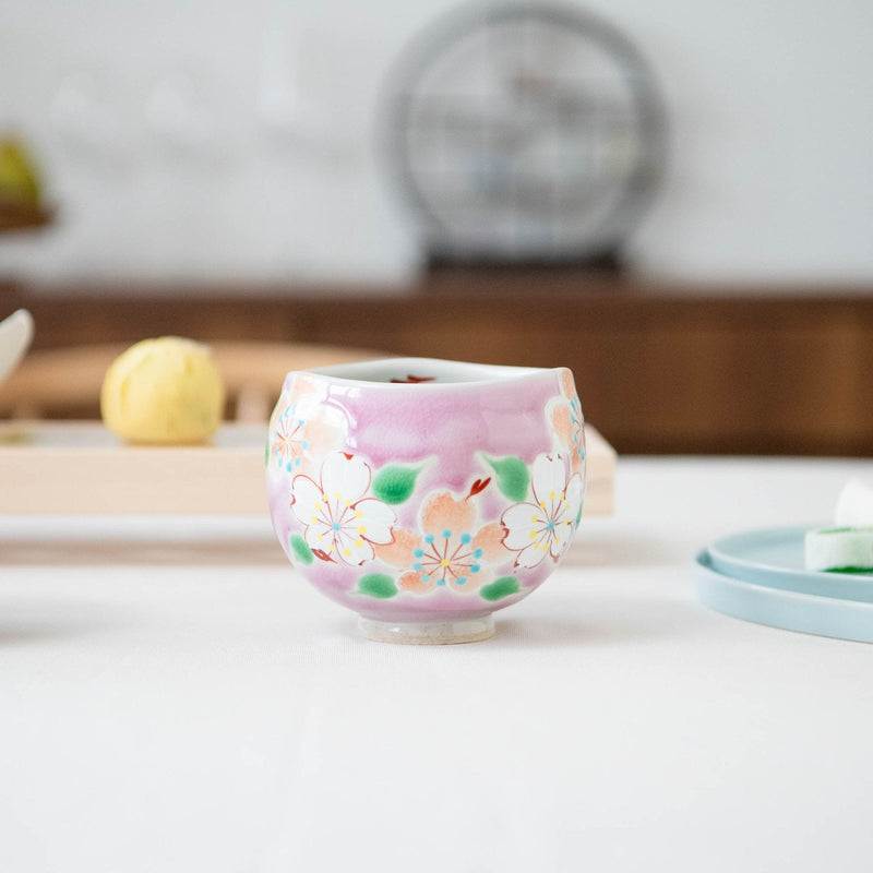 Kokuzou Kiln Sakura Blossom Kutani Yunomi Japanese Teacup - MUSUBI KILN - Quality Japanese Tableware and Gift