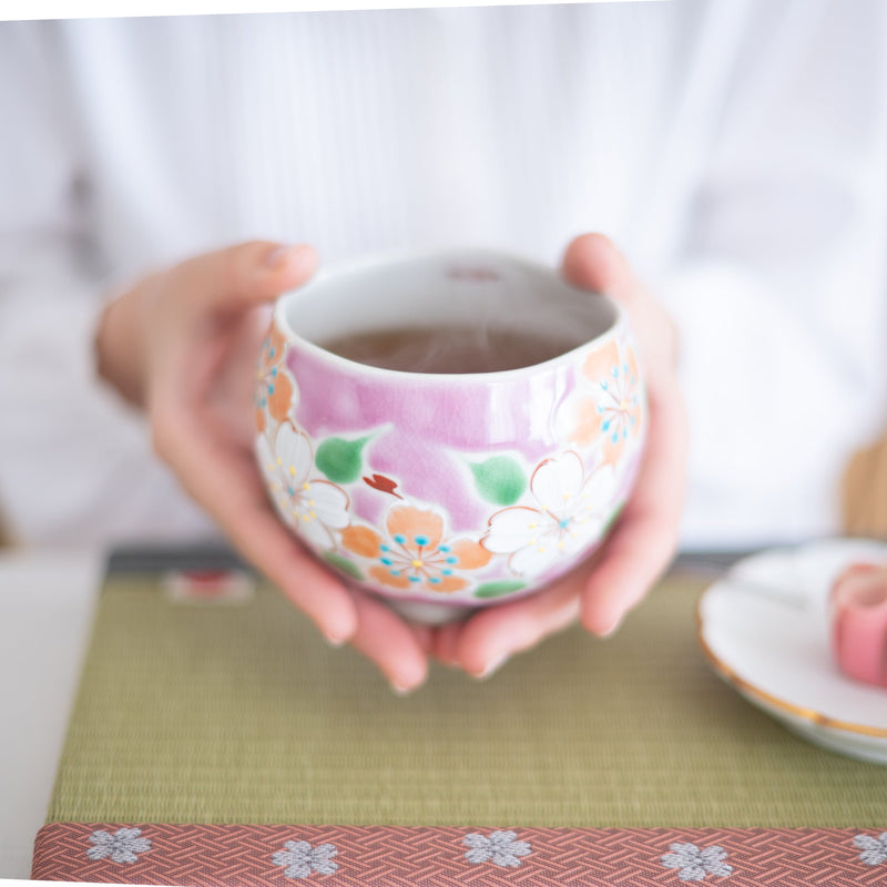 Kokuzou Kiln Sakura Blossom Kutani Yunomi Japanese Teacup - MUSUBI KILN - Quality Japanese Tableware and Gift