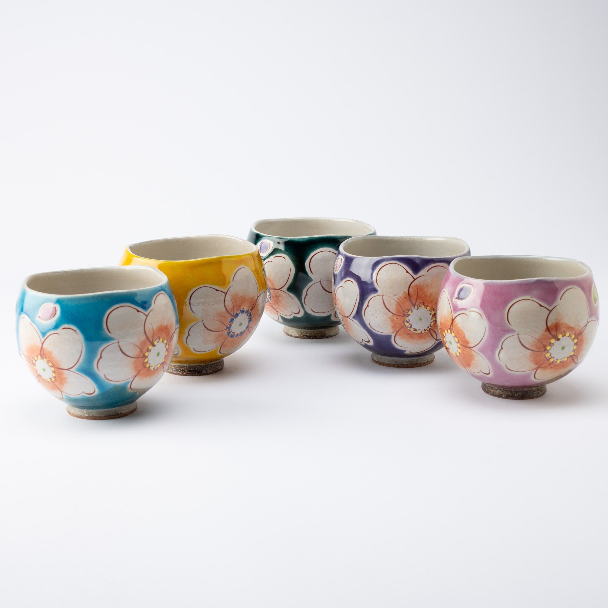 Kokuzou Kiln Sakura Floral Prints Kutani Yunomi Japanese Teacup - MUSUBI KILN - Quality Japanese Tableware and Gift