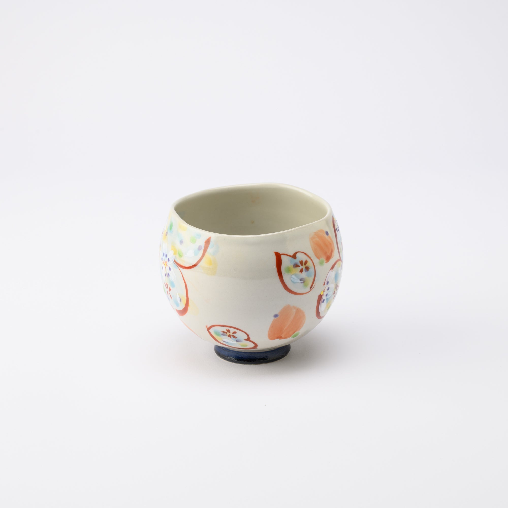 Kokuzou Kiln Sakura Kutani Yunomi Japanese Teacup - MUSUBI KILN - Quality Japanese Tableware and Gift