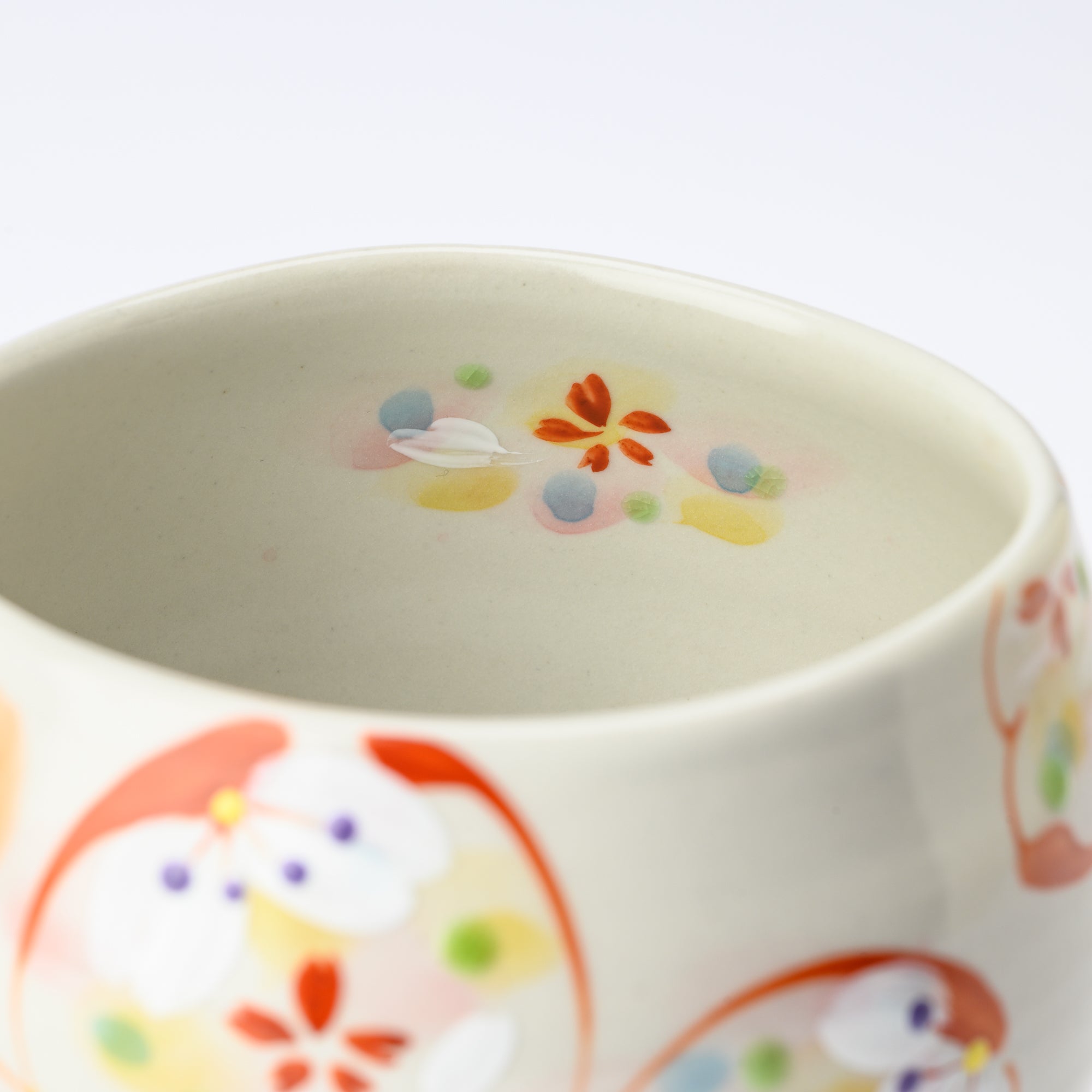 Kokuzou Kiln Sakura Kutani Yunomi Japanese Teacup - MUSUBI KILN - Quality Japanese Tableware and Gift