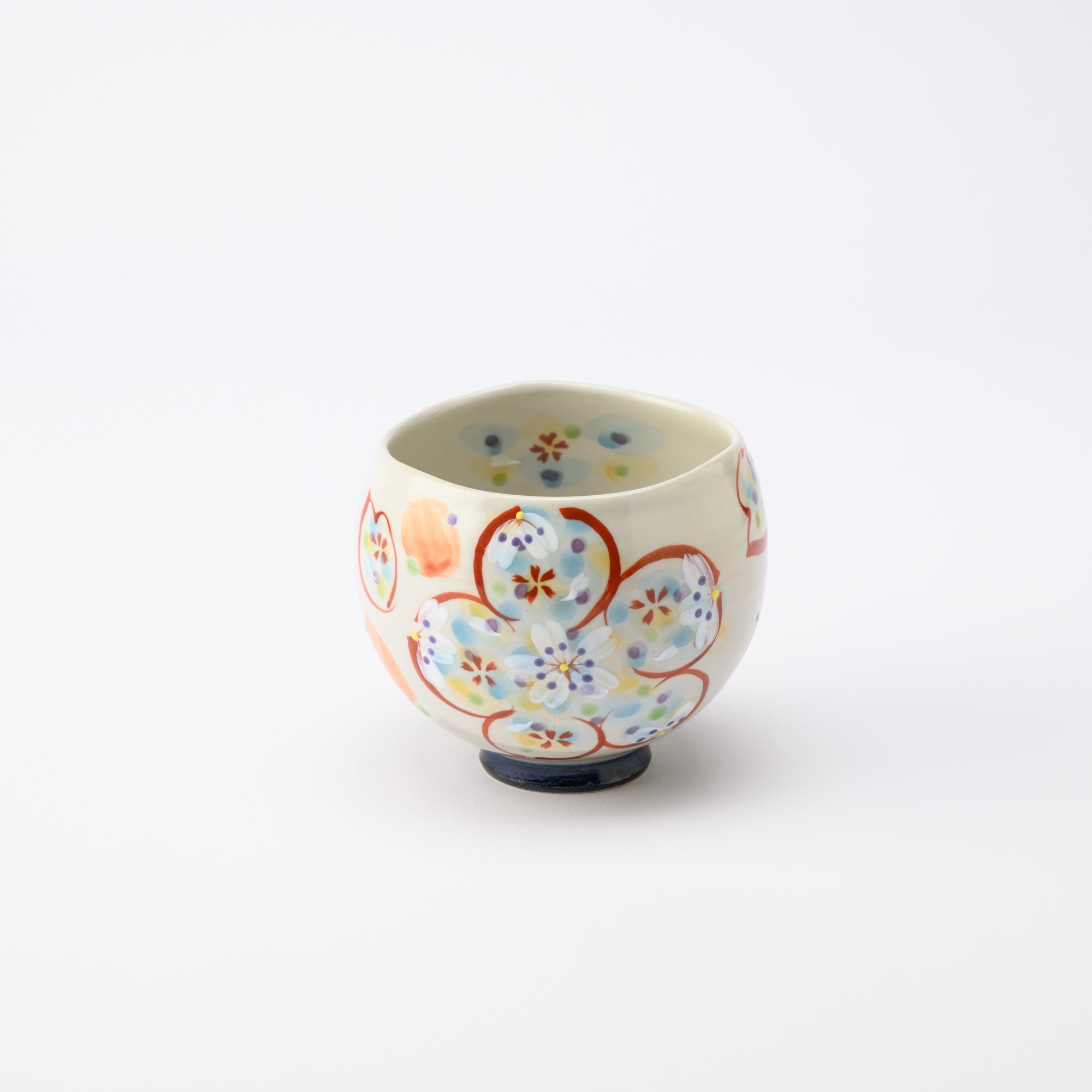 Kokuzou Kiln Sakura Kutani Yunomi Japanese Teacup - MUSUBI KILN - Quality Japanese Tableware and Gift