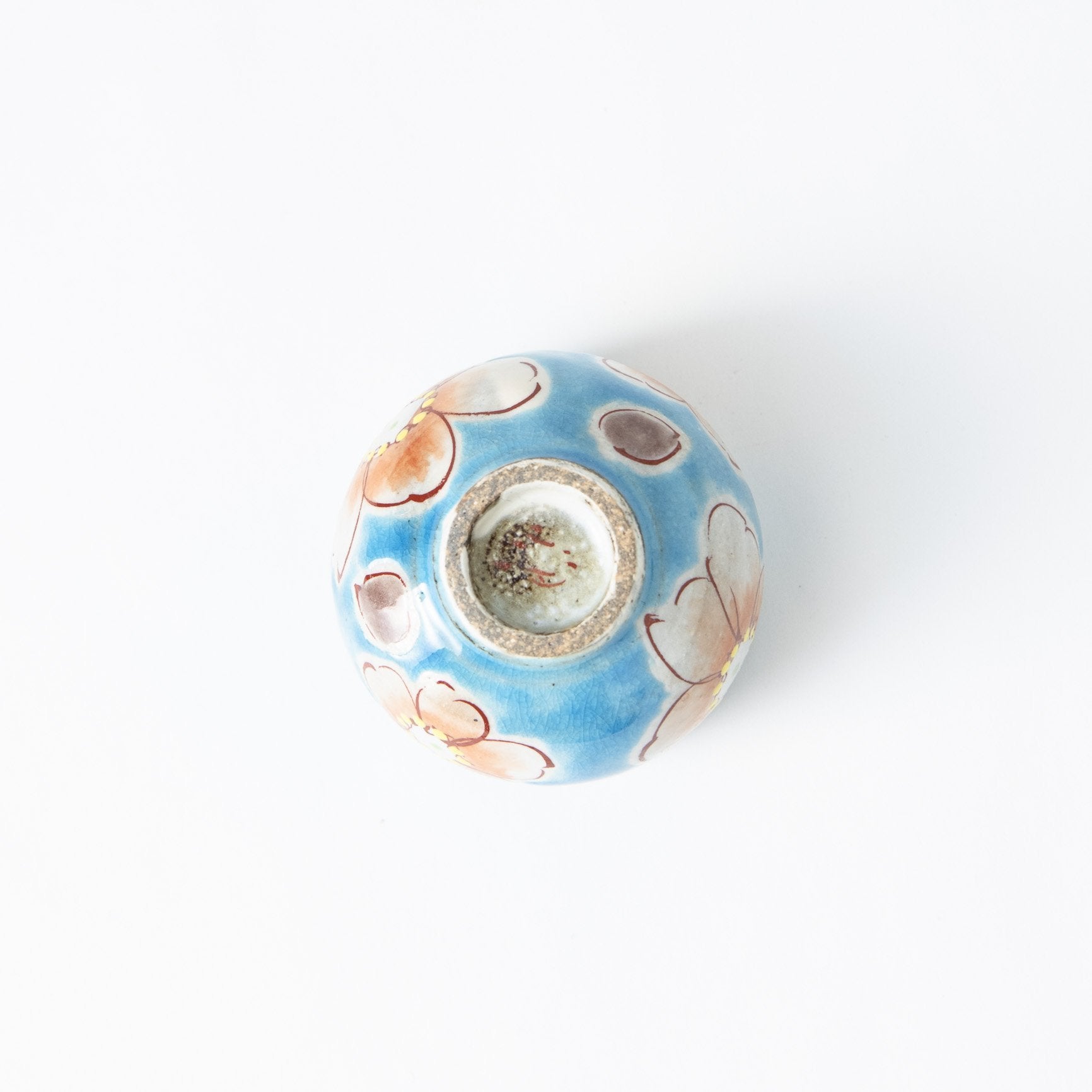 Kokuzou Kiln Sakura Turkish Blue Kutani Guinomi Sake Cup - MUSUBI KILN - Quality Japanese Tableware and Gift