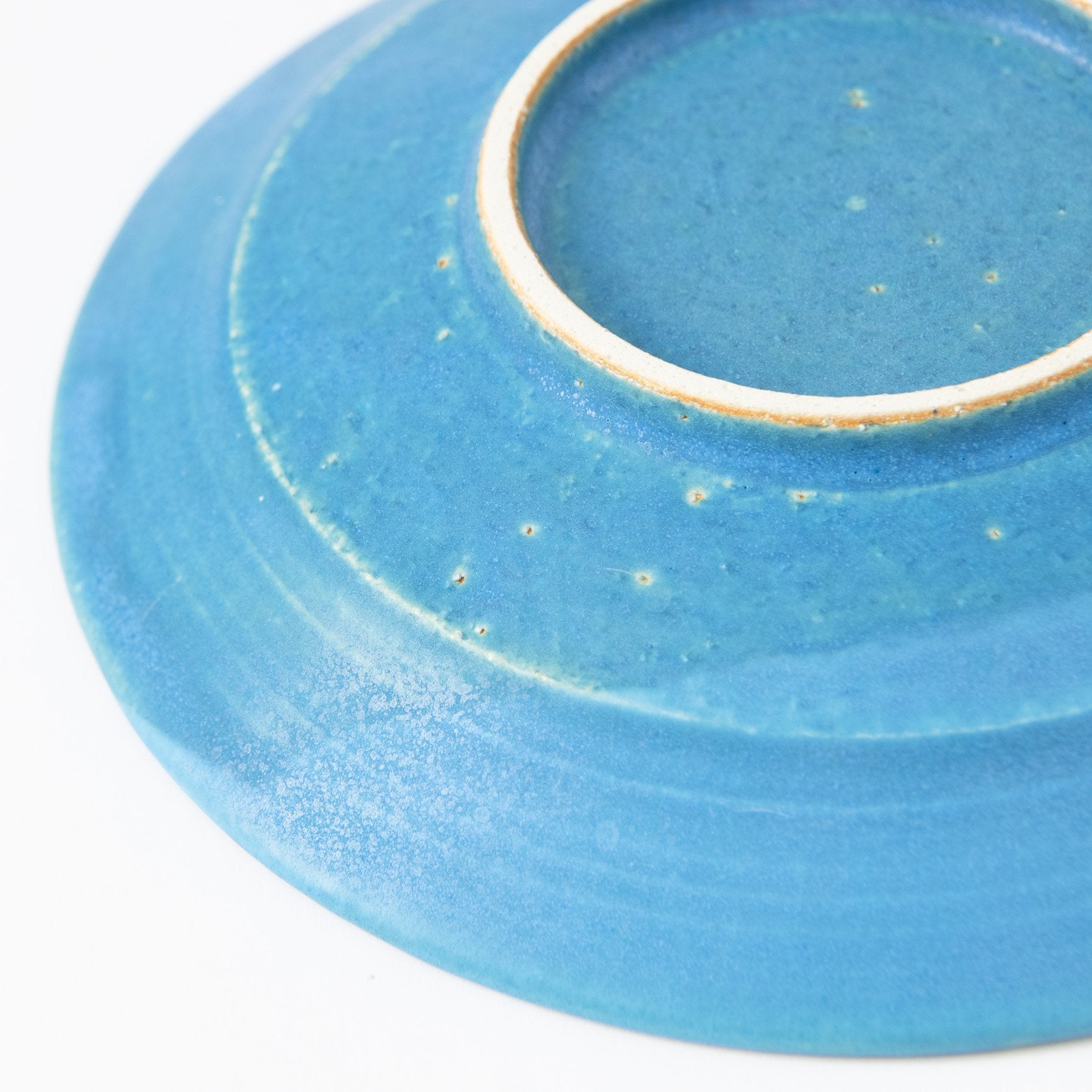 Kokuzou Kiln Turquoise Glaze Kutani Round Plate - MUSUBI KILN - Quality Japanese Tableware and Gift