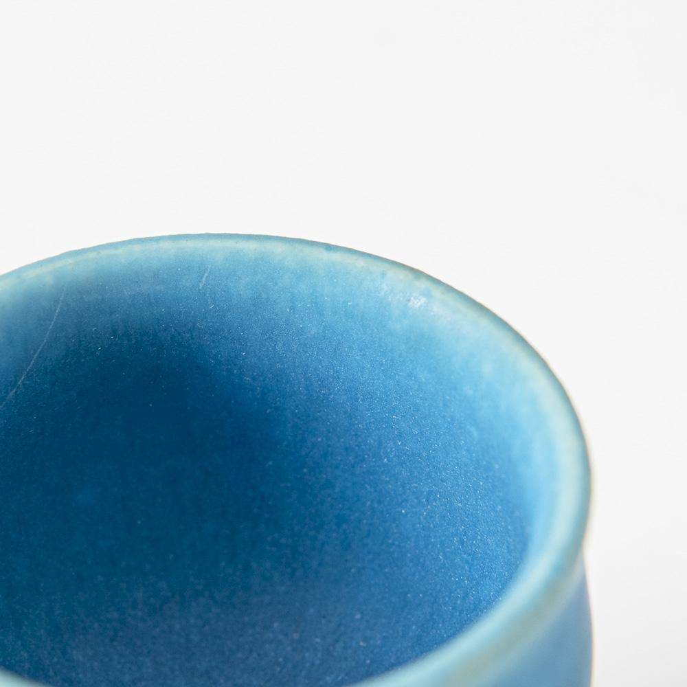 Kokuzou Kiln Turquoise Glaze pattern Guinomi Sake Cup - MUSUBI KILN - Quality Japanese Tableware and Gift