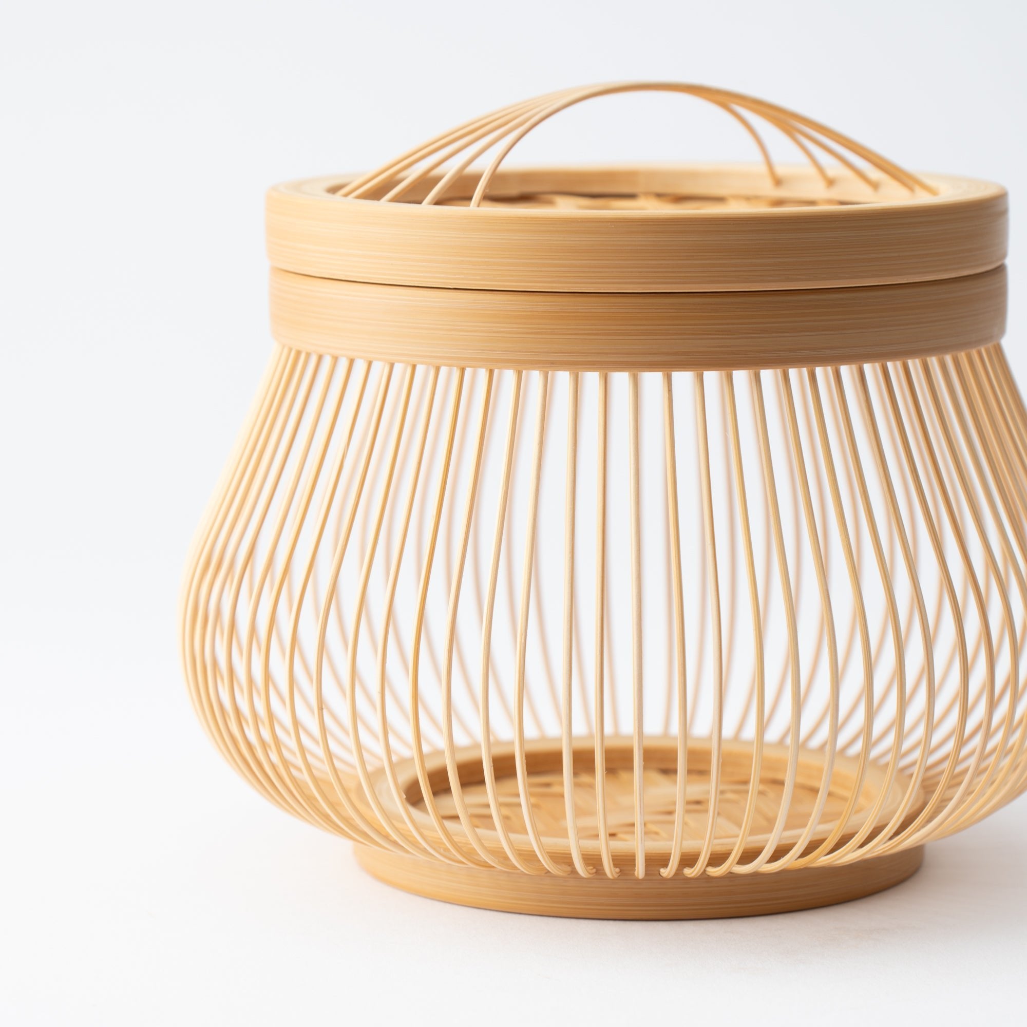 Komachi Suruga Bamboo Basketry Basket with Lid - MUSUBI KILN - Quality Japanese Tableware and Gift