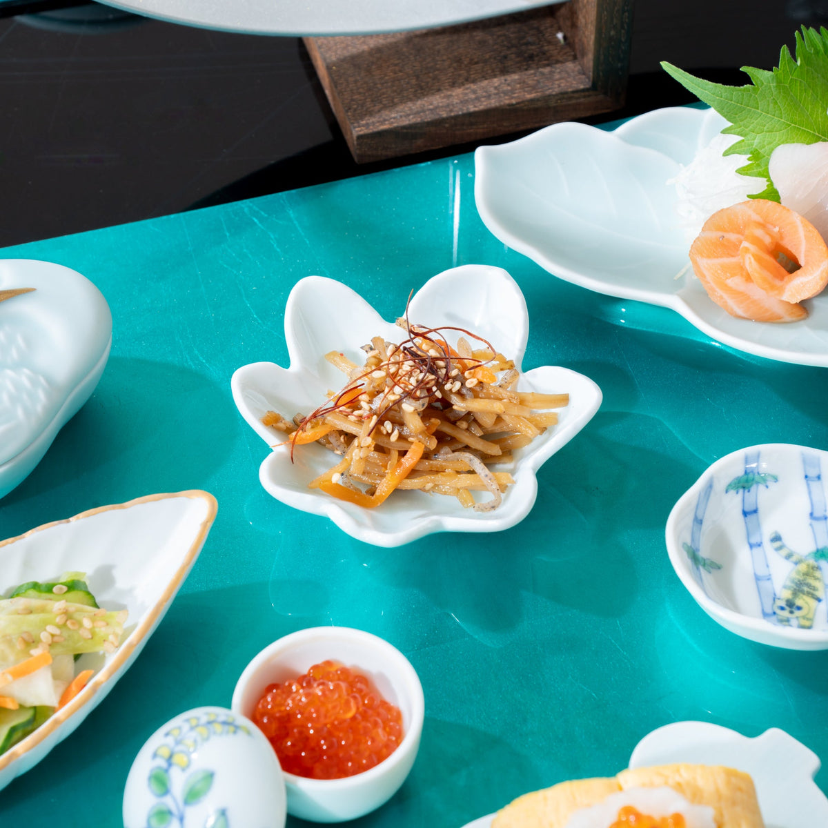 Medaka Rice Fish Maple Leaf Sauce Plate