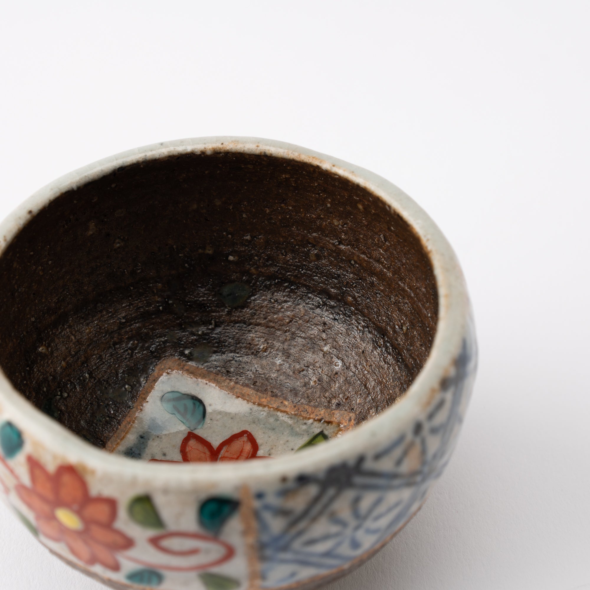 Kousai Kiln Flower Hasami Guinomi Sake Cup - MUSUBI KILN - Quality Japanese Tableware and Gift