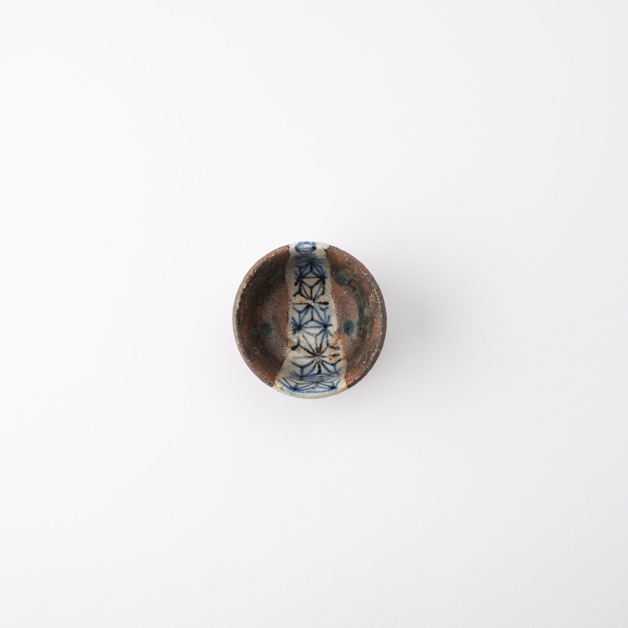 Kousai Kiln Hemp Leaf Hasami Guinomi Sake Cup - MUSUBI KILN - Quality Japanese Tableware and Gift