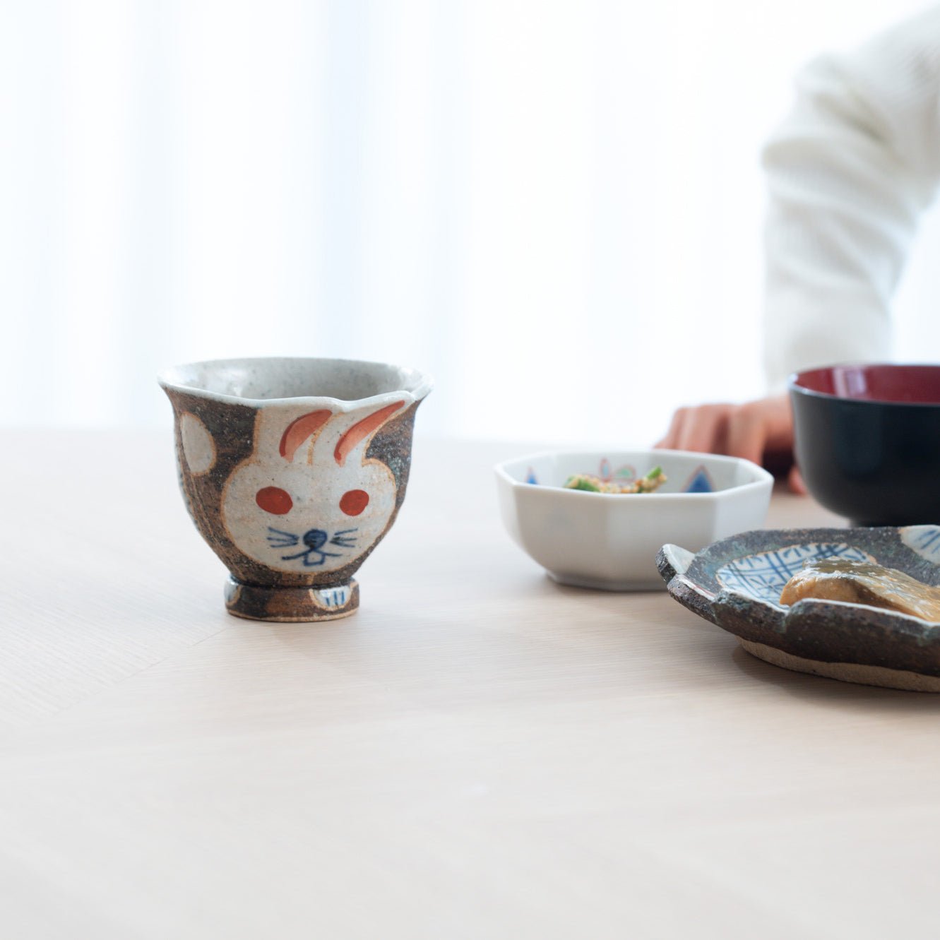 Kousai Kiln Playful Rabbit Hasami Small Yunomi Japanese Teacup - MUSUBI KILN - Quality Japanese Tableware and Gift