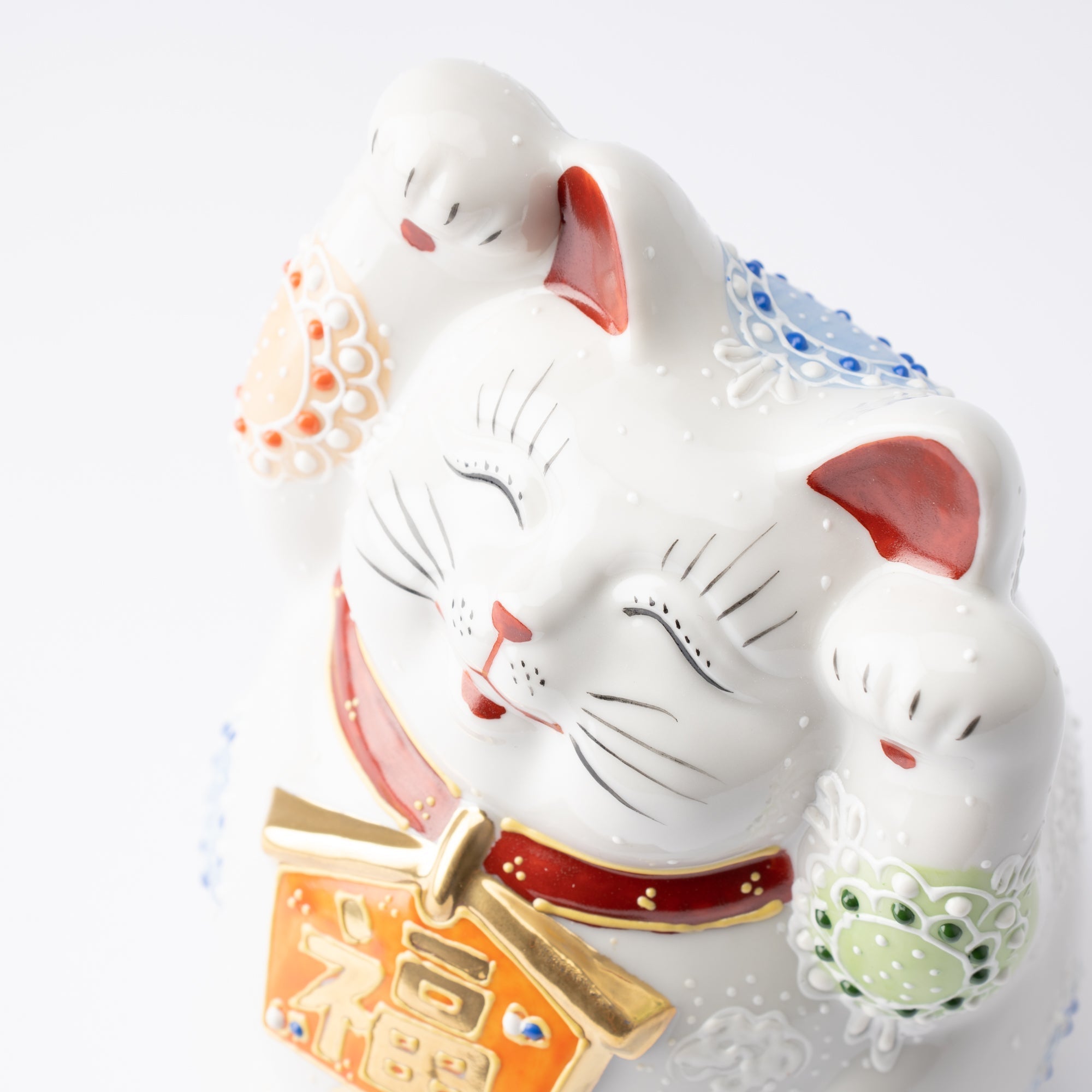 Kutani Lucky Cat - Maneki Neko R - MUSUBI KILN - Quality Japanese Tableware and Gift