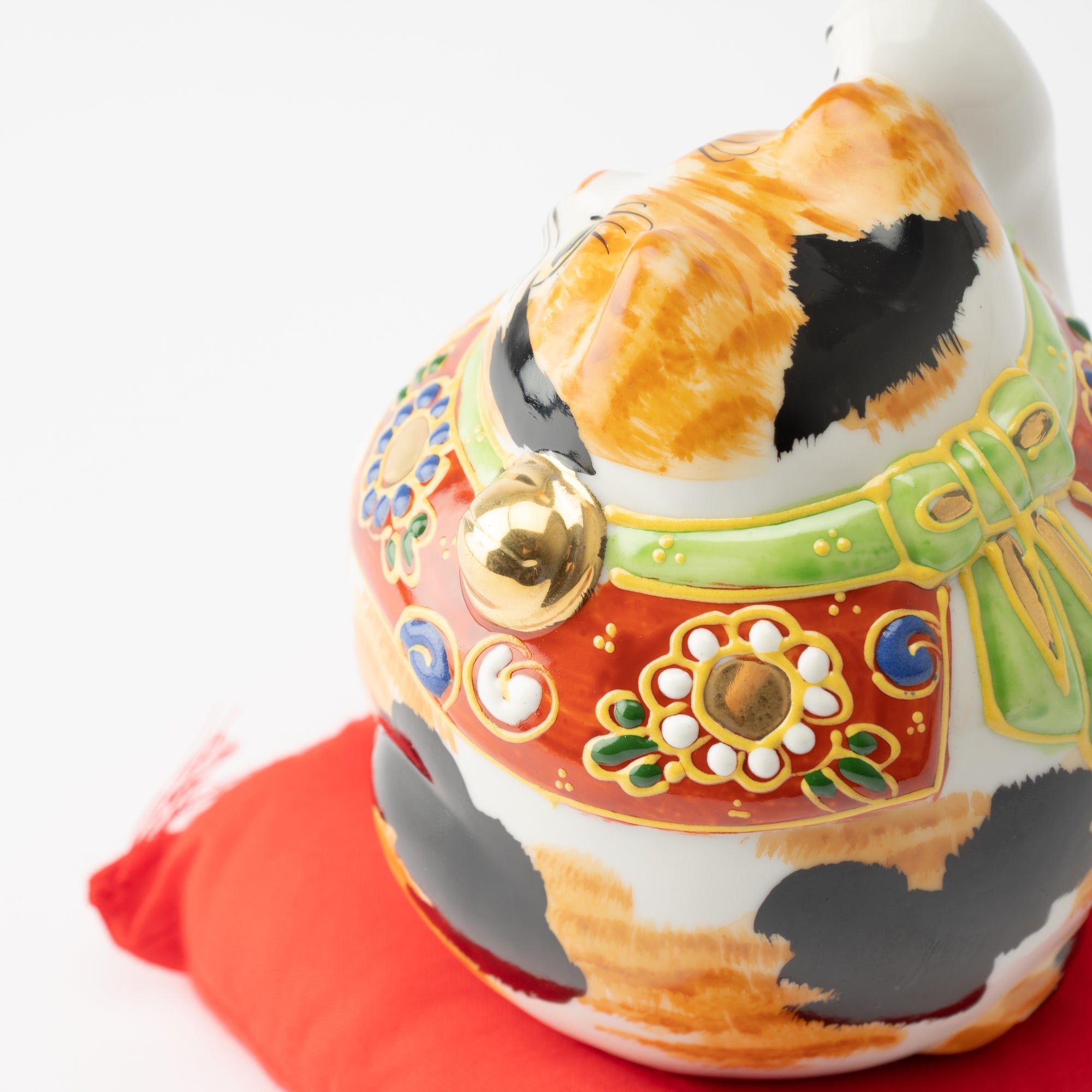 Kutani Lucky Cat - Maneki Neko V - MUSUBI KILN - Quality Japanese Tableware and Gift