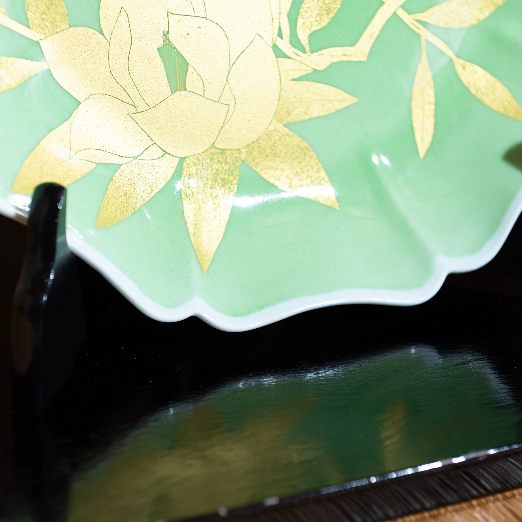 Magnolia and Bird Underglaze Gold Leaf Ornamental Plate - MUSUBI KILN - Quality Japanese Tableware and Gift