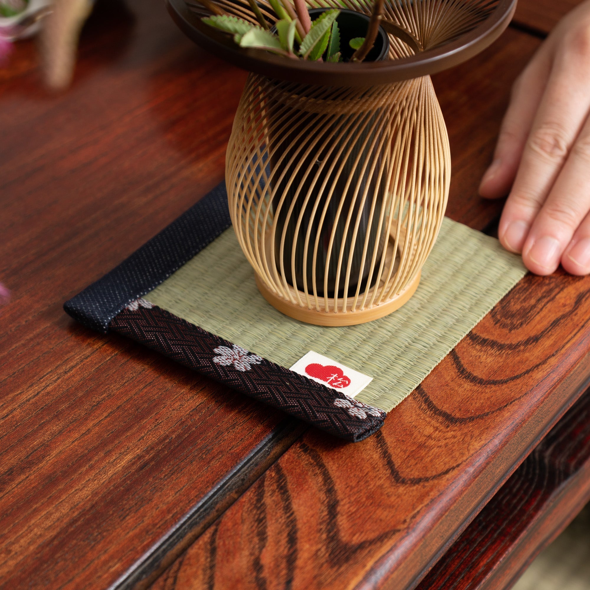 Matsuba Tatami Igusa Japanese Rush Coaster - MUSUBI KILN - Quality Japanese Tableware and Gift