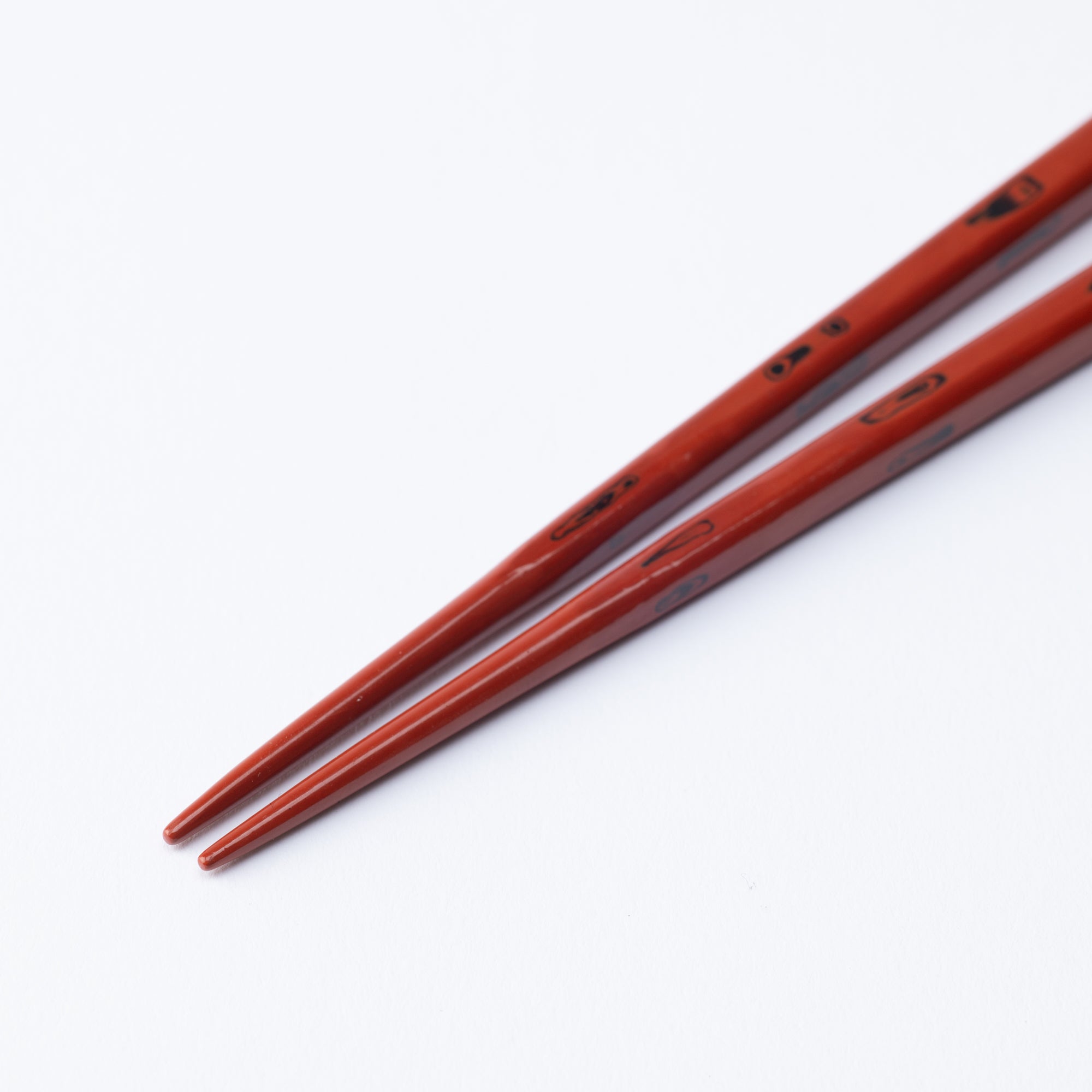 Matsukan Akebono/Negoro Wakasa Lacquerware Set of Two Pairs of Chopsticks 23.5 cm (9.3 in) / 20.5 cm (8.1 in) - MUSUBI KILN - Quality Japanese Tableware and Gift