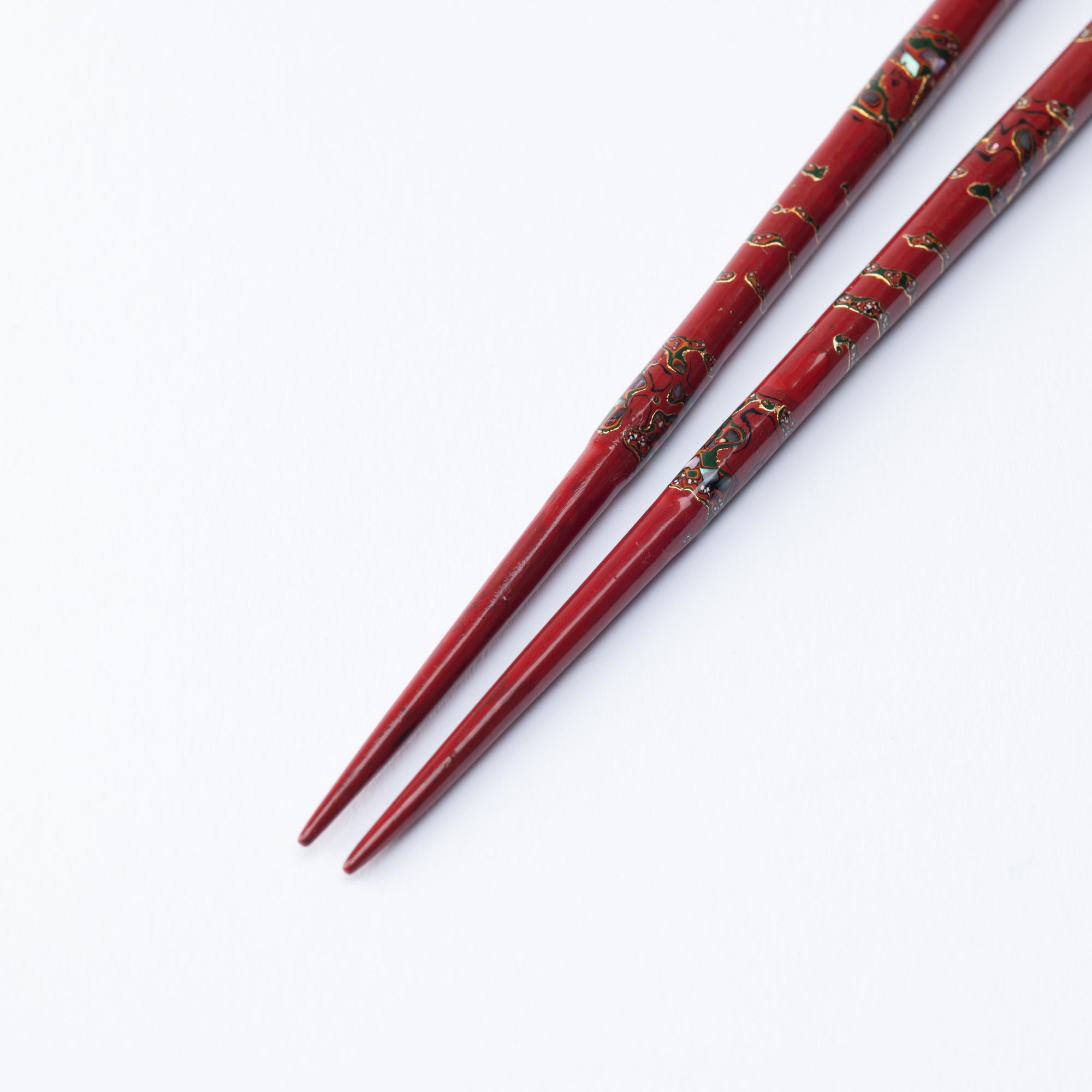 Matsukan Chiyo - Nishiki Wakasa Lacquerware Set of Two Pairs of Chopsticks 23.5 cm (9.3 in) / 21.5 cm (8.5 in) - MUSUBI KILN - Quality Japanese Tableware and Gift