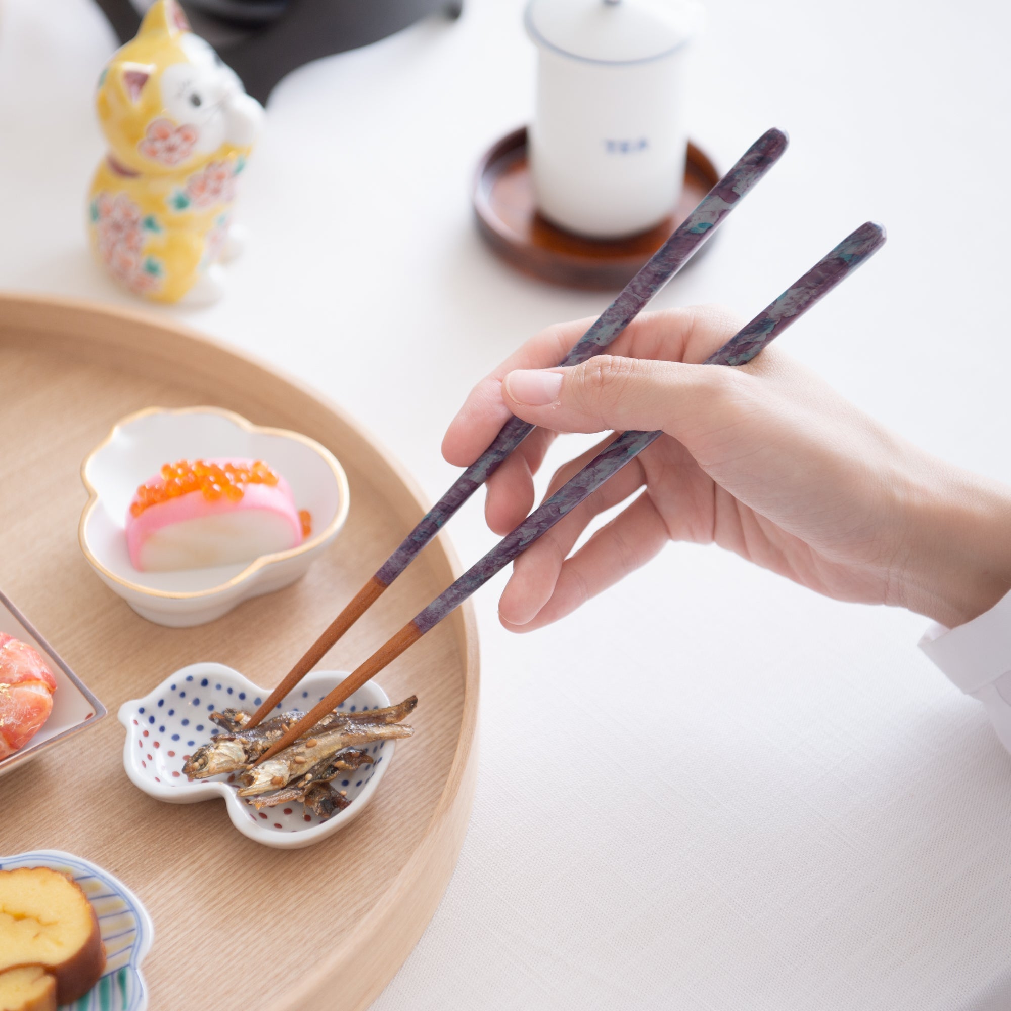 Matsukan Crystal Moss Pink and Wisteria Wakasa Lacquerware Chopsticks Set 22.5 cm (8.9 in) with Chopstick Rests (Set of Two) - MUSUBI KILN - Quality Japanese Tableware and Gift