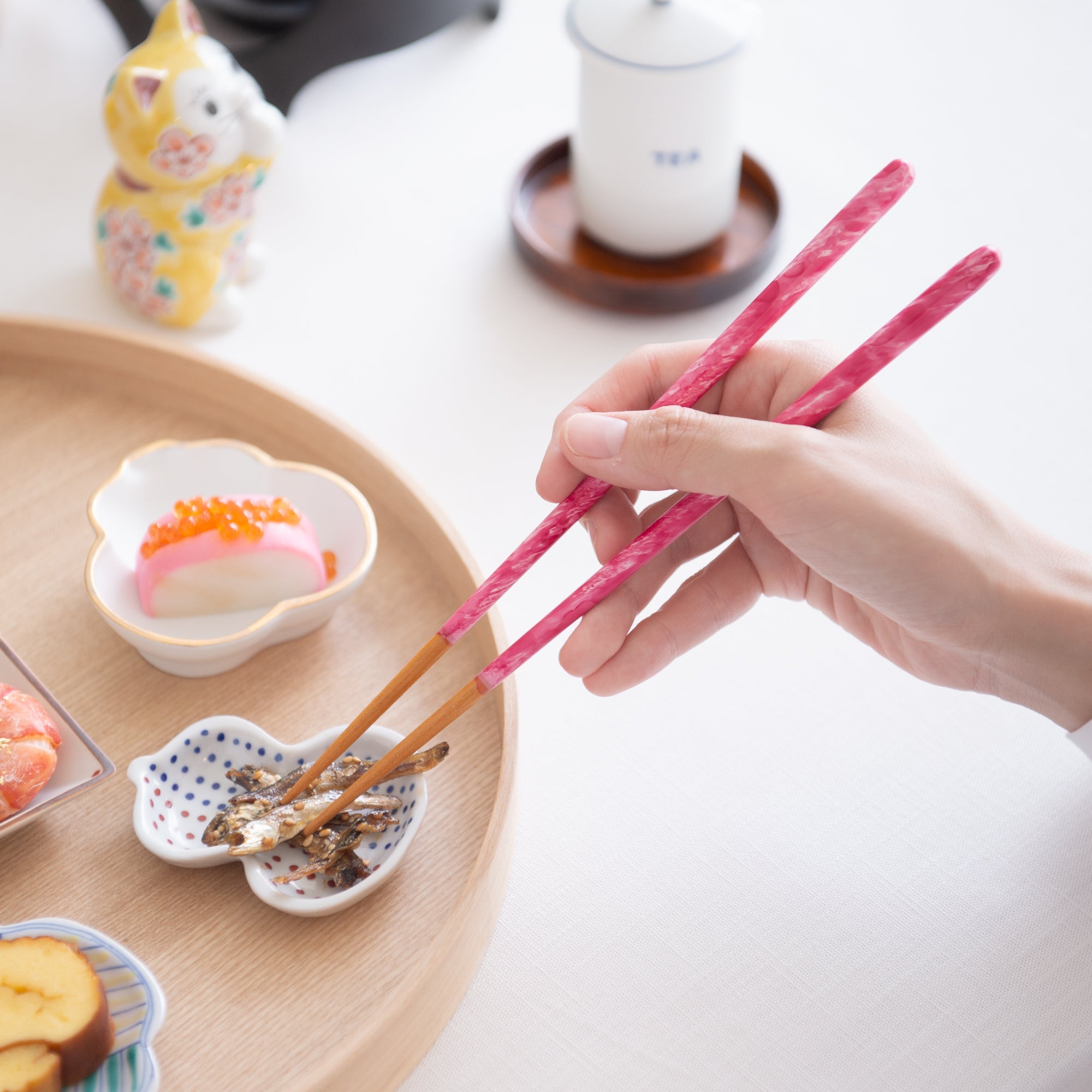 Matsukan Crystal Moss Pink and Wisteria Wakasa Lacquerware Chopsticks Set 22.5 cm (8.9 in) with Chopstick Rests (Set of Two) - MUSUBI KILN - Quality Japanese Tableware and Gift