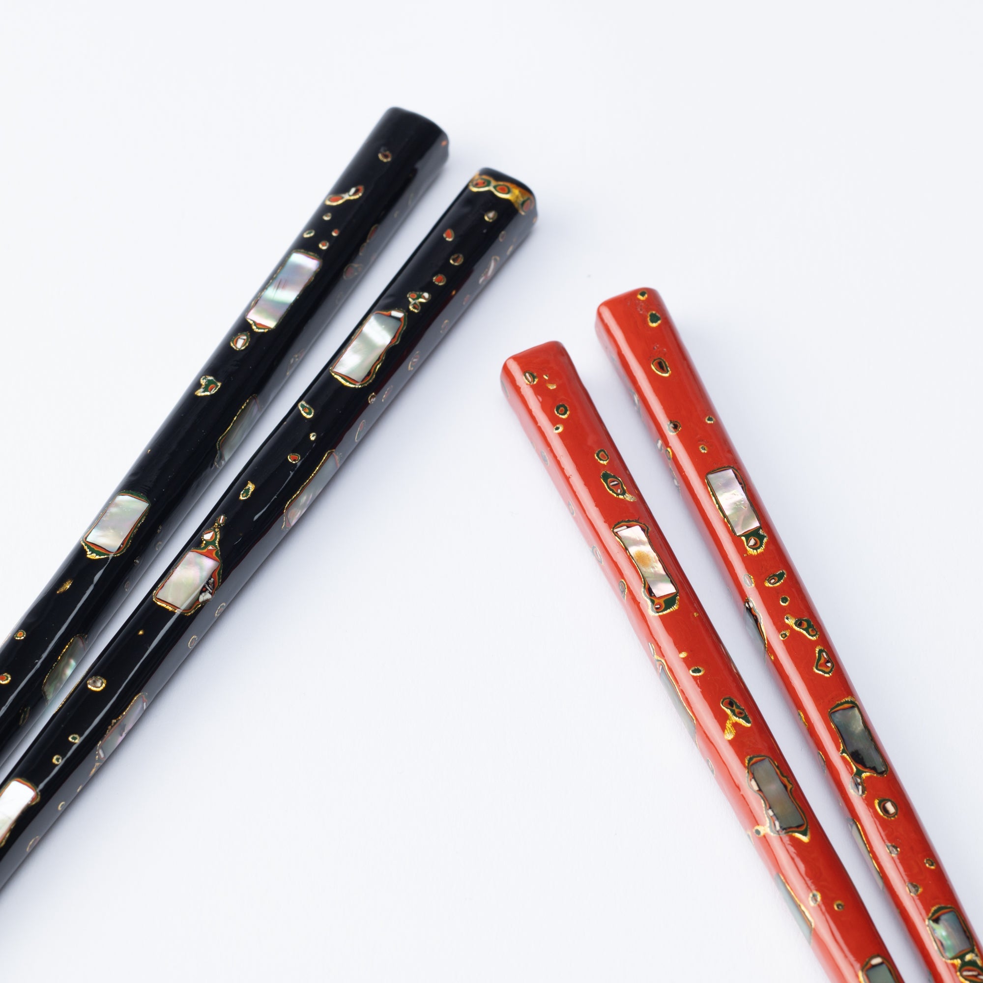 Matsukan Oki - gai Wakasa Lacquerware Set of Two Pairs of Chopsticks 23.5 cm (9.3 in) / 20.5 cm (8.1 in) - MUSUBI KILN - Quality Japanese Tableware and Gift