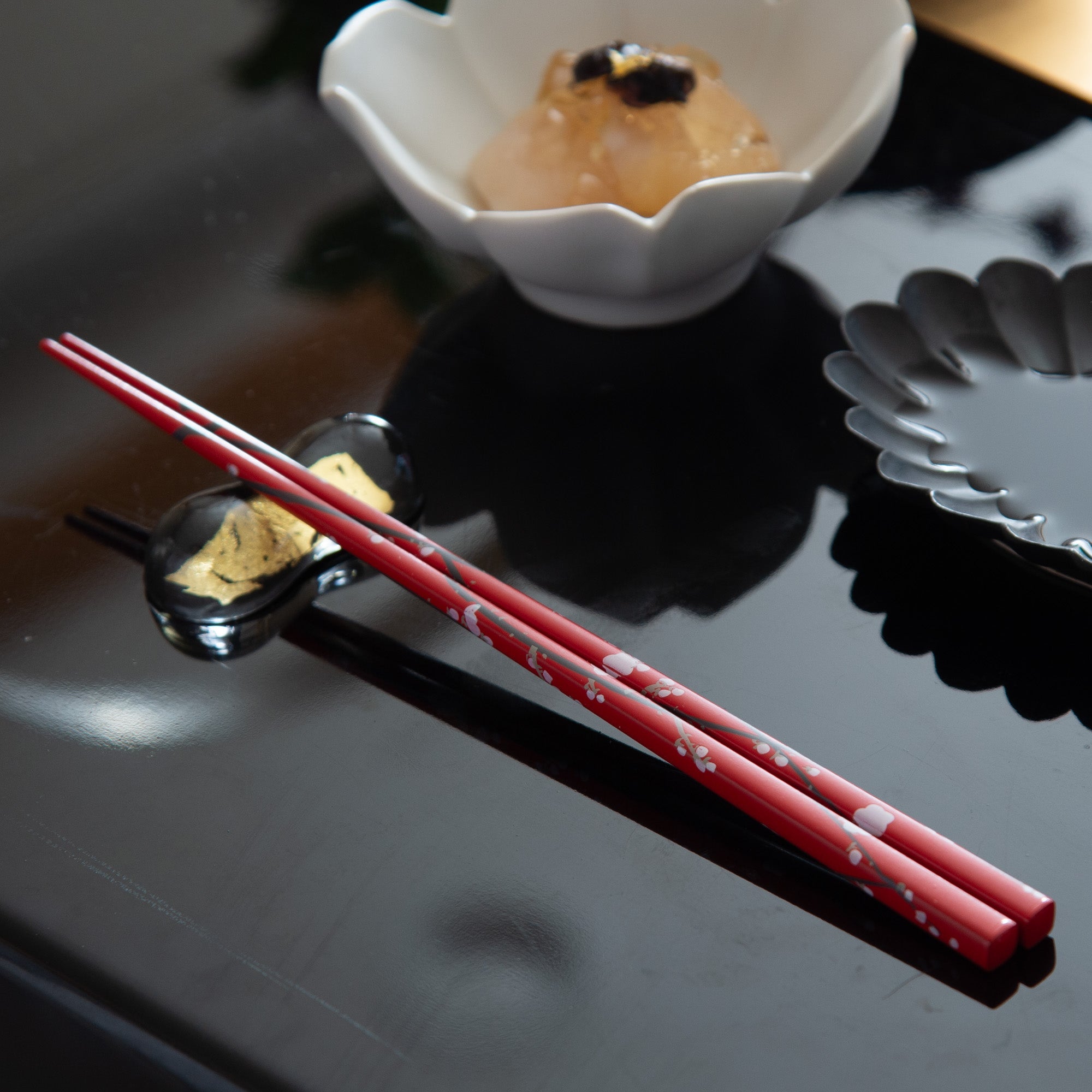 Matsukan Rimpa Red and White Plum Blossoms Wakasa Lacquerware Set of Two Pairs of Chopsticks 23 cm (9.1 in) - MUSUBI KILN - Quality Japanese Tableware and Gift