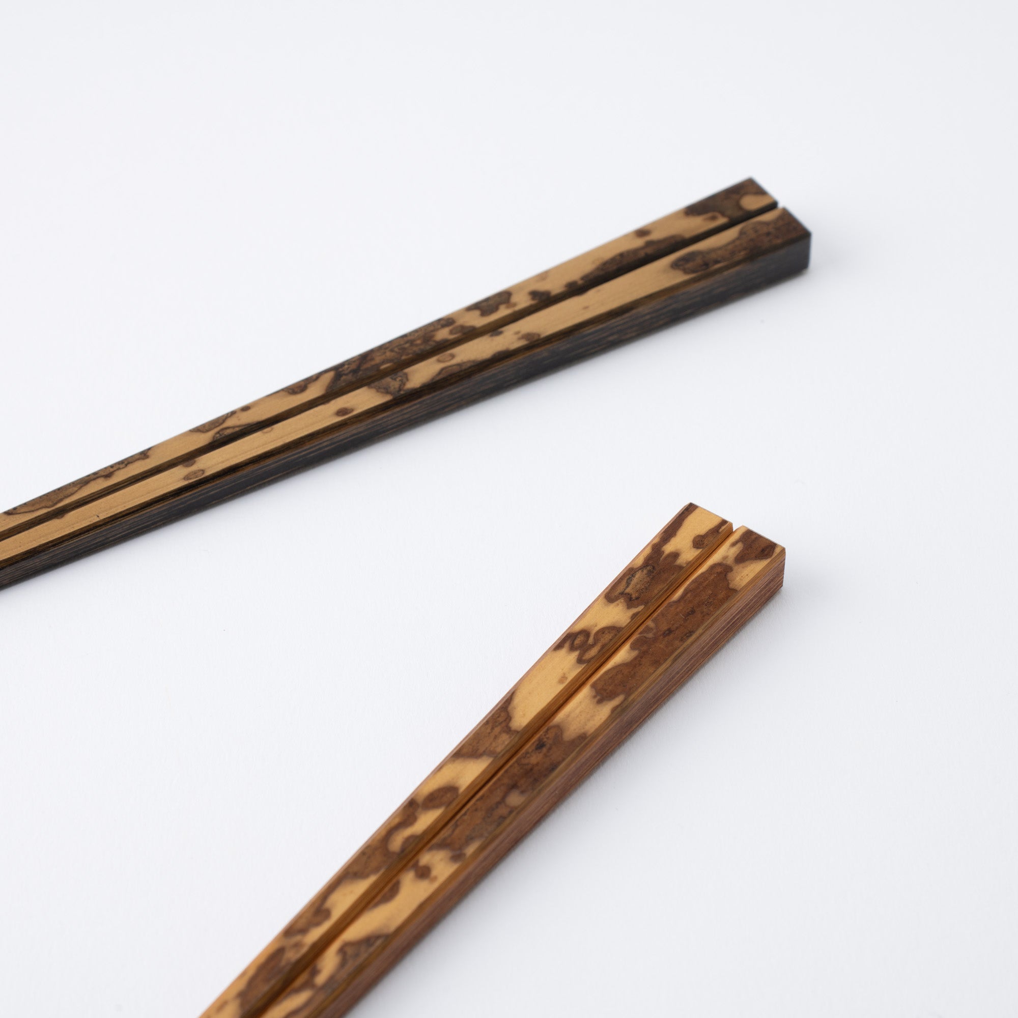 Matsukan Square Zumen Kyoto Bamboo Wakasa Lacquerware Chopsticks Set of Two Pairs of Chopsticks 24 cm (9.4 in) - MUSUBI KILN - Quality Japanese Tableware and Gift