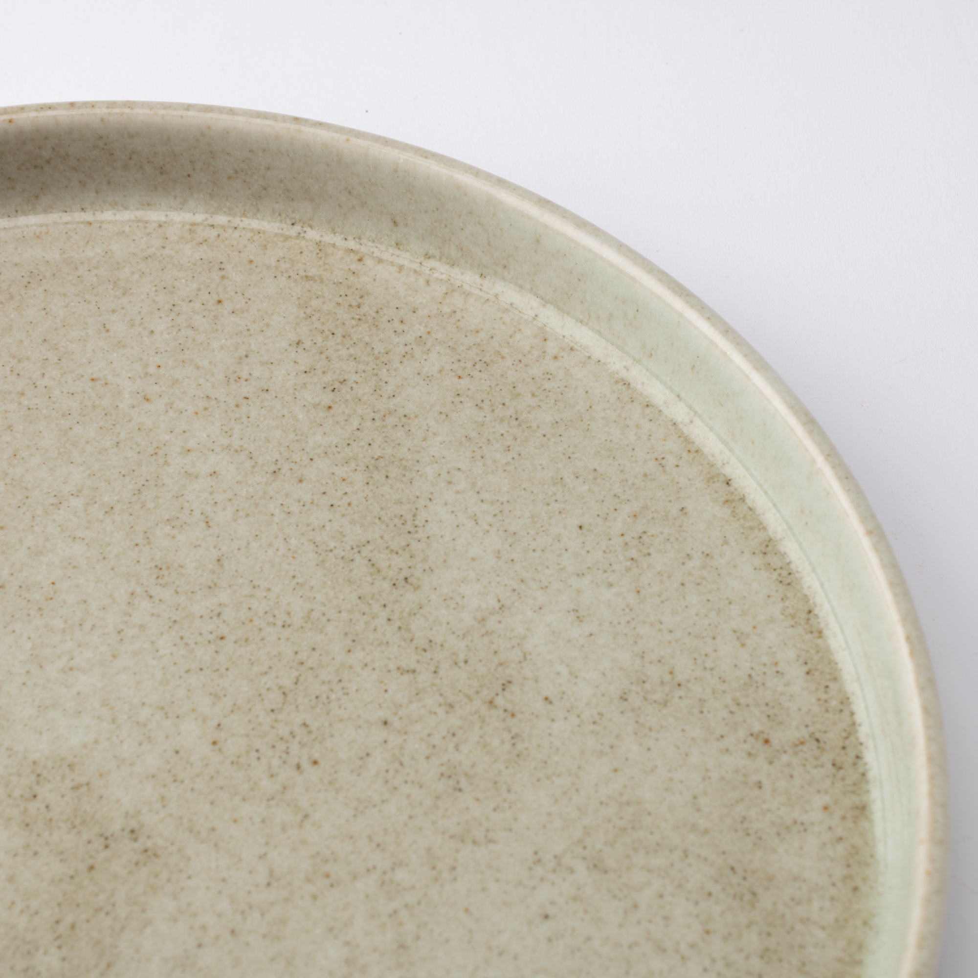 MERU Grains Luka Mino Ware Round Plate 9.6in - MUSUBI KILN - Quality Japanese Tableware and Gift