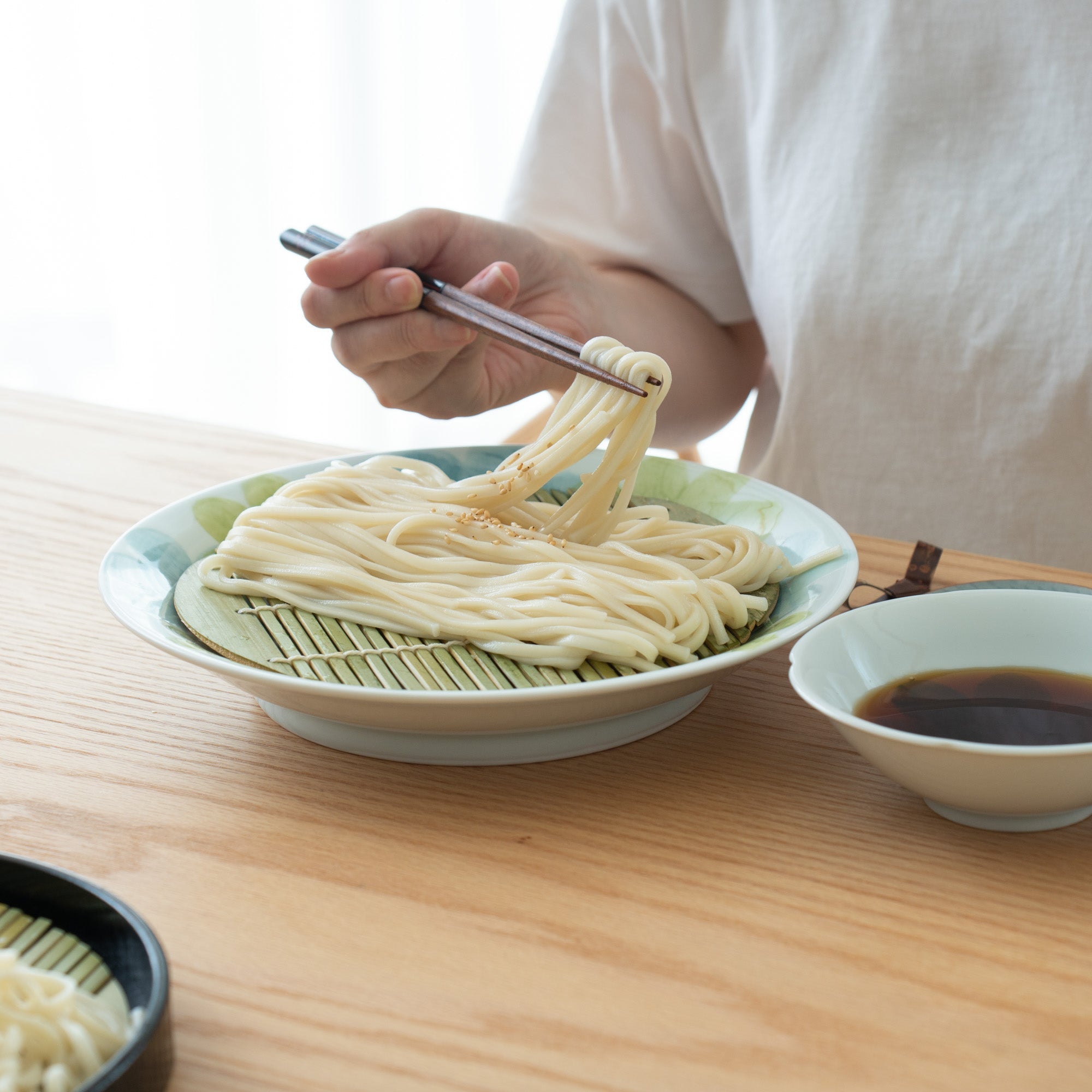 Miyabi Urushi Round Japanese Soba Bamboo Strainer - MUSUBI KILN - Quality Japanese Tableware and Gift