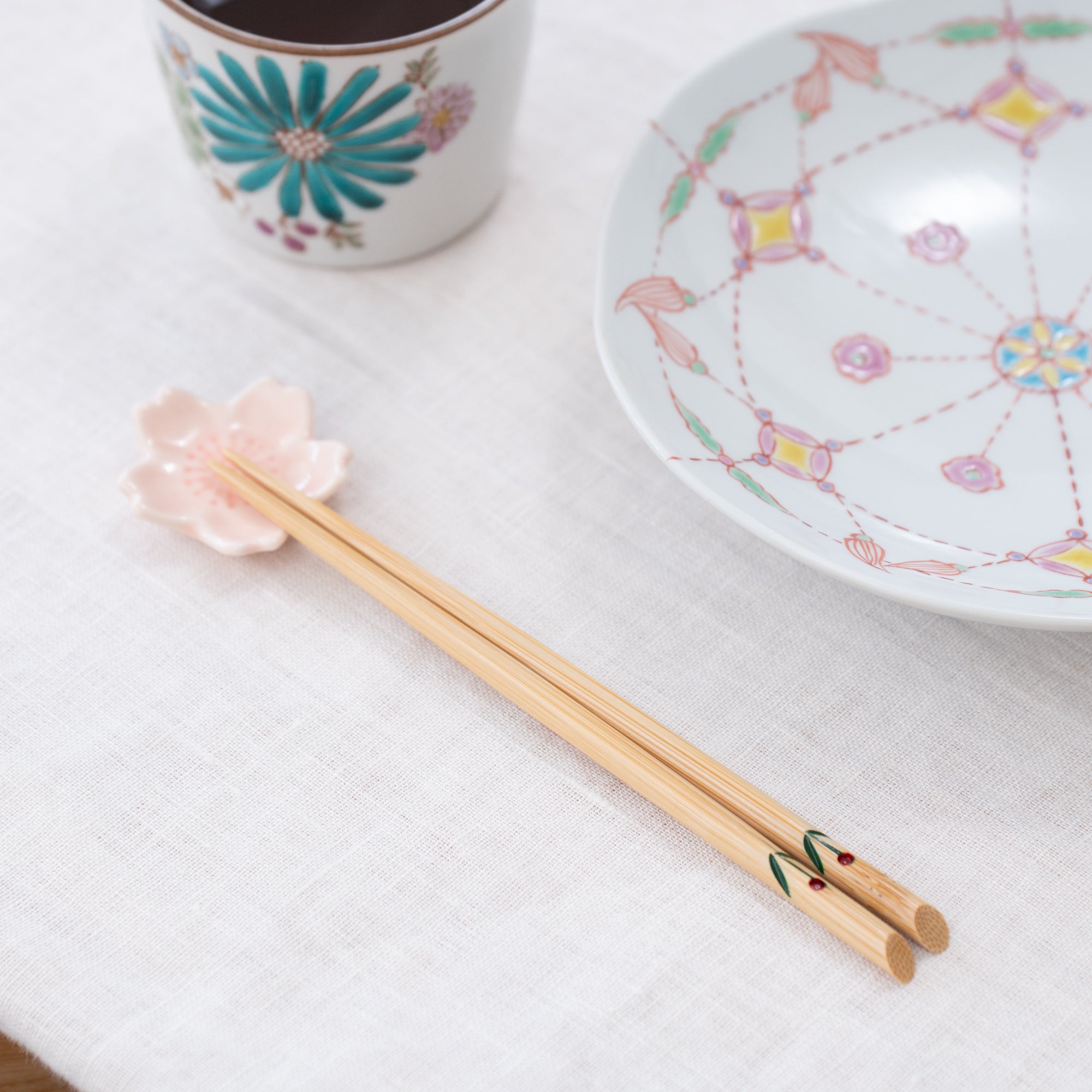 Miyabitake Flower Japanese Bamboo Children's Chopsticks 16.5 cm (6.5 in) - MUSUBI KILN - Quality Japanese Tableware and Gift