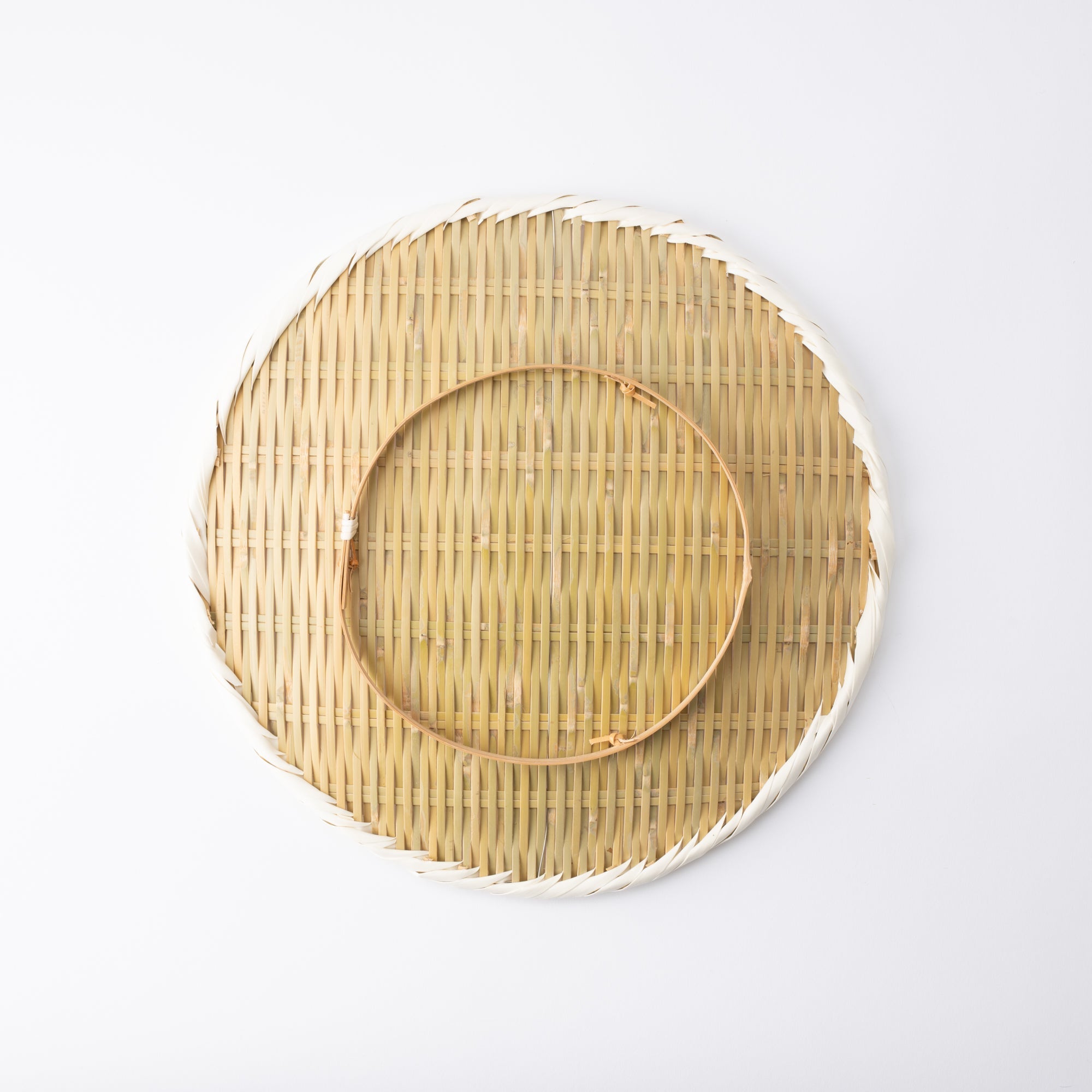 Miyabitake Round Japanese Bamboo Strainer with feet - MUSUBI KILN - Quality Japanese Tableware and Gift