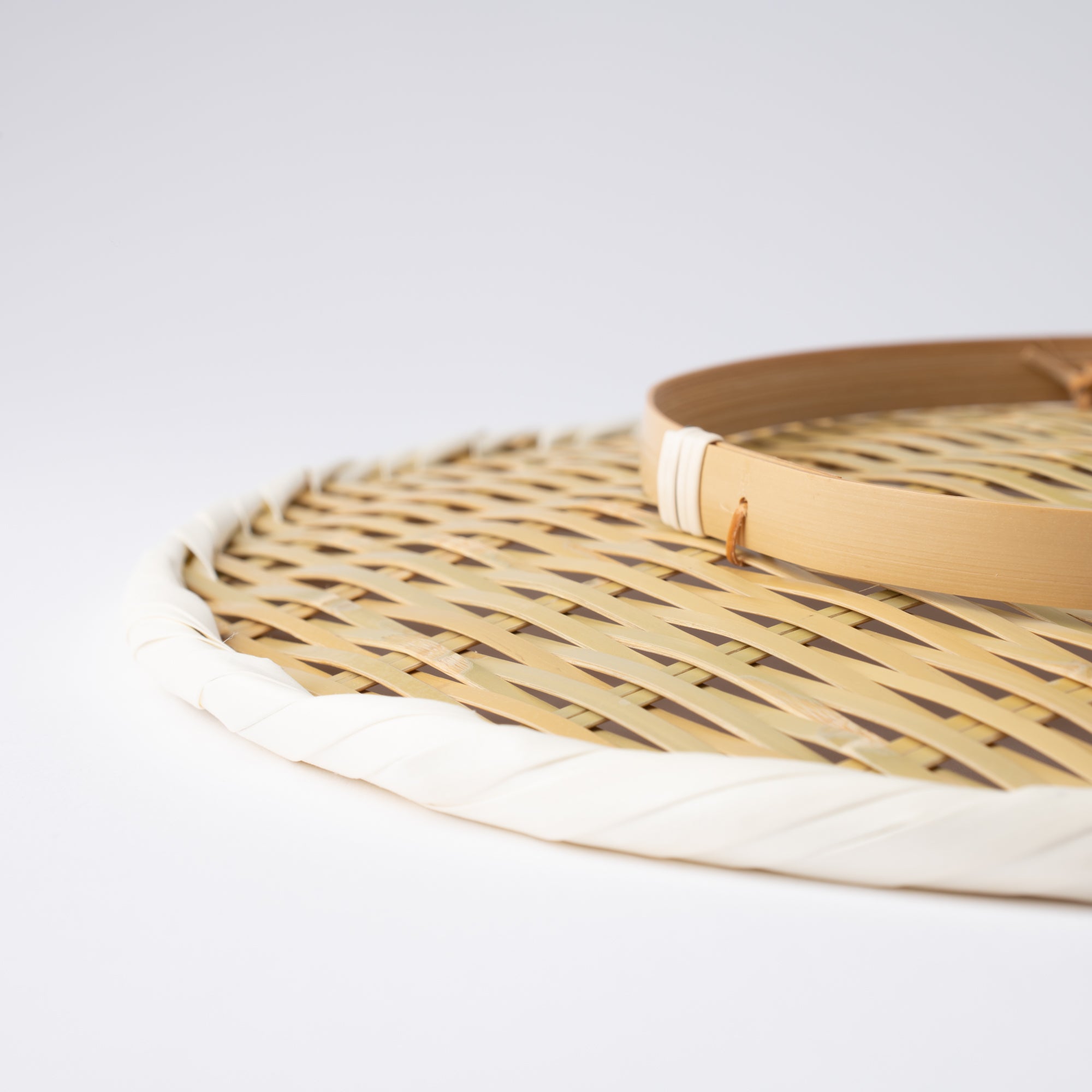 Miyabitake Round Japanese Bamboo Strainer with feet - MUSUBI KILN - Quality Japanese Tableware and Gift