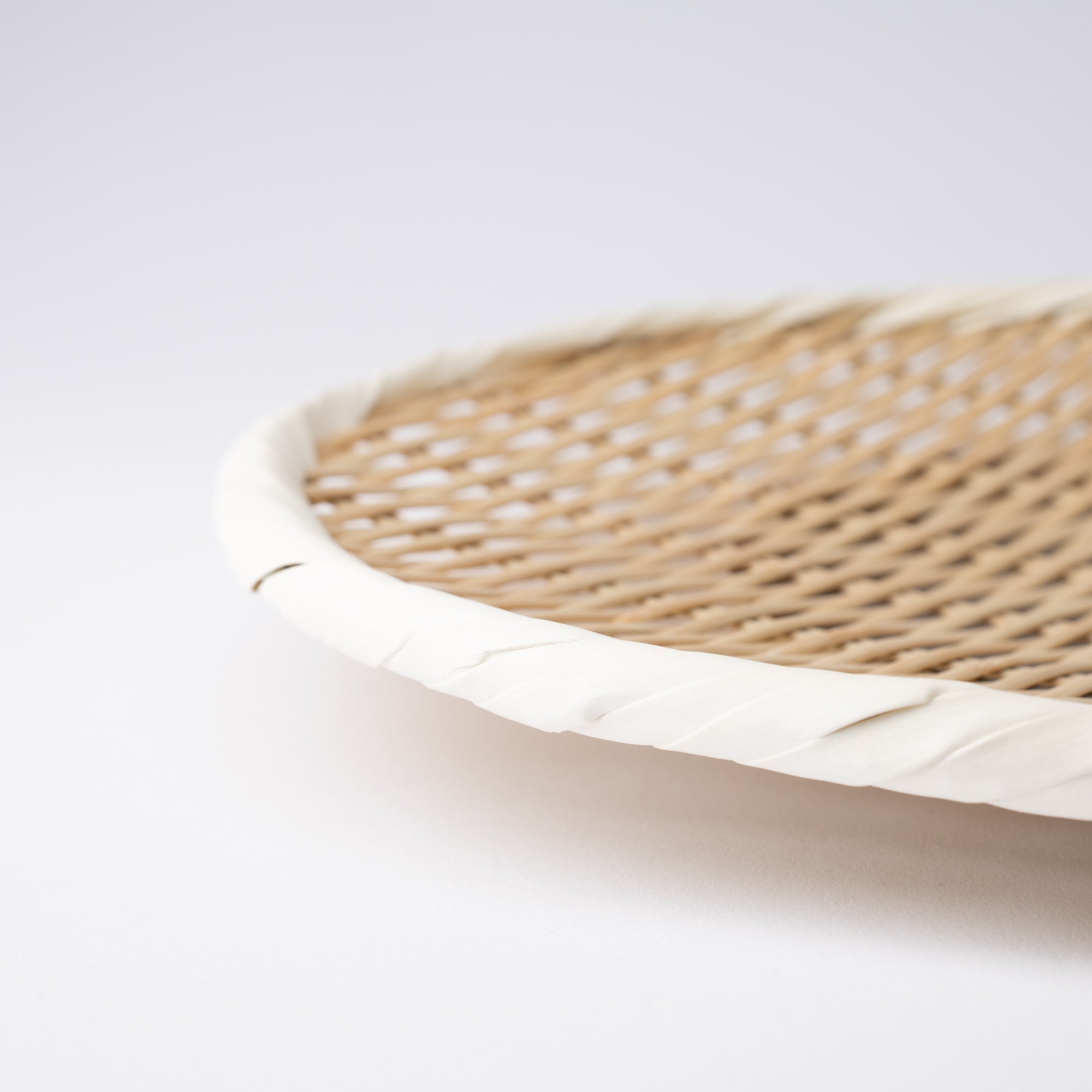 Miyabitake Round Japanese Bamboo Strainer with feet - MUSUBI KILN - Quality Japanese Tableware and Gift