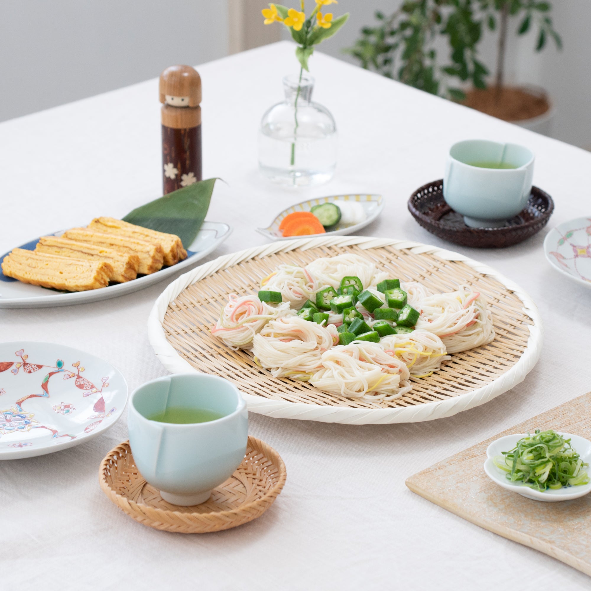 Miyabitake Round Japanese Bamboo Strainer with feet - MUSUBI KILN - Quality Japanese Tableware and Gift