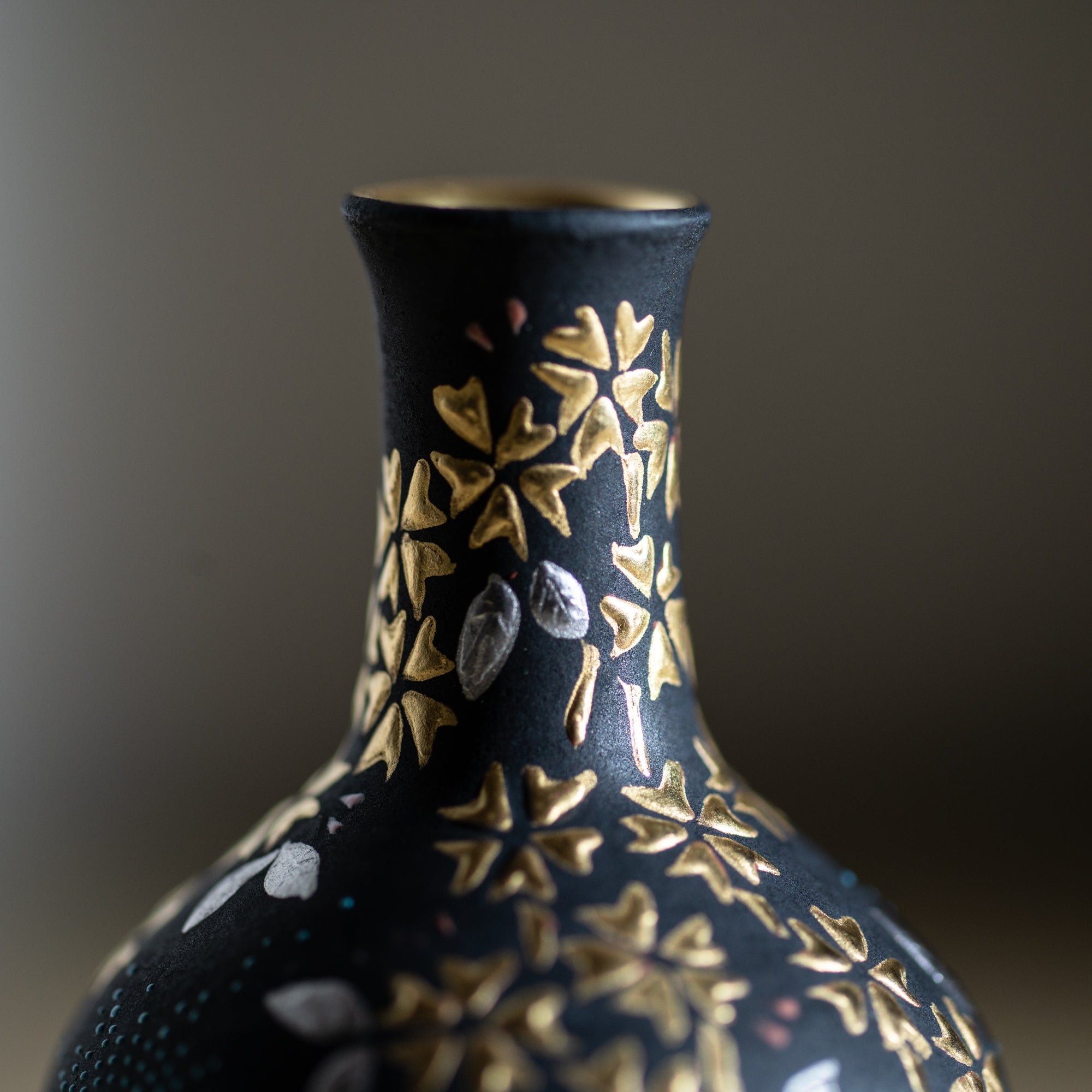 Nakada Kingyoku Morikin Sakura Aochibu Bottle Vase - MUSUBI KILN - Quality Japanese Tableware and Gift