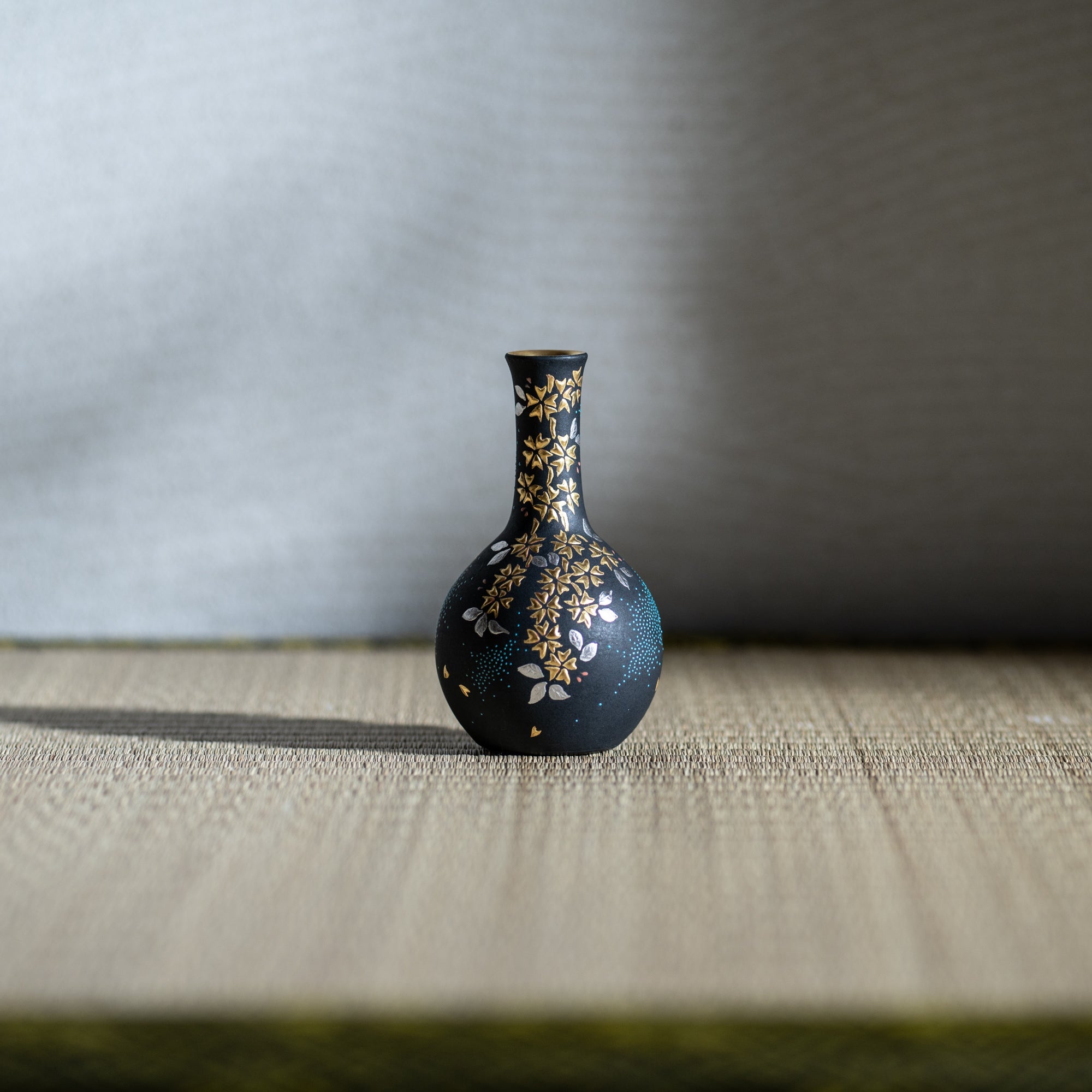 Nakada Kingyoku Morikin Sakura Aochibu Crane Neck Vase - MUSUBI KILN - Quality Japanese Tableware and Gift